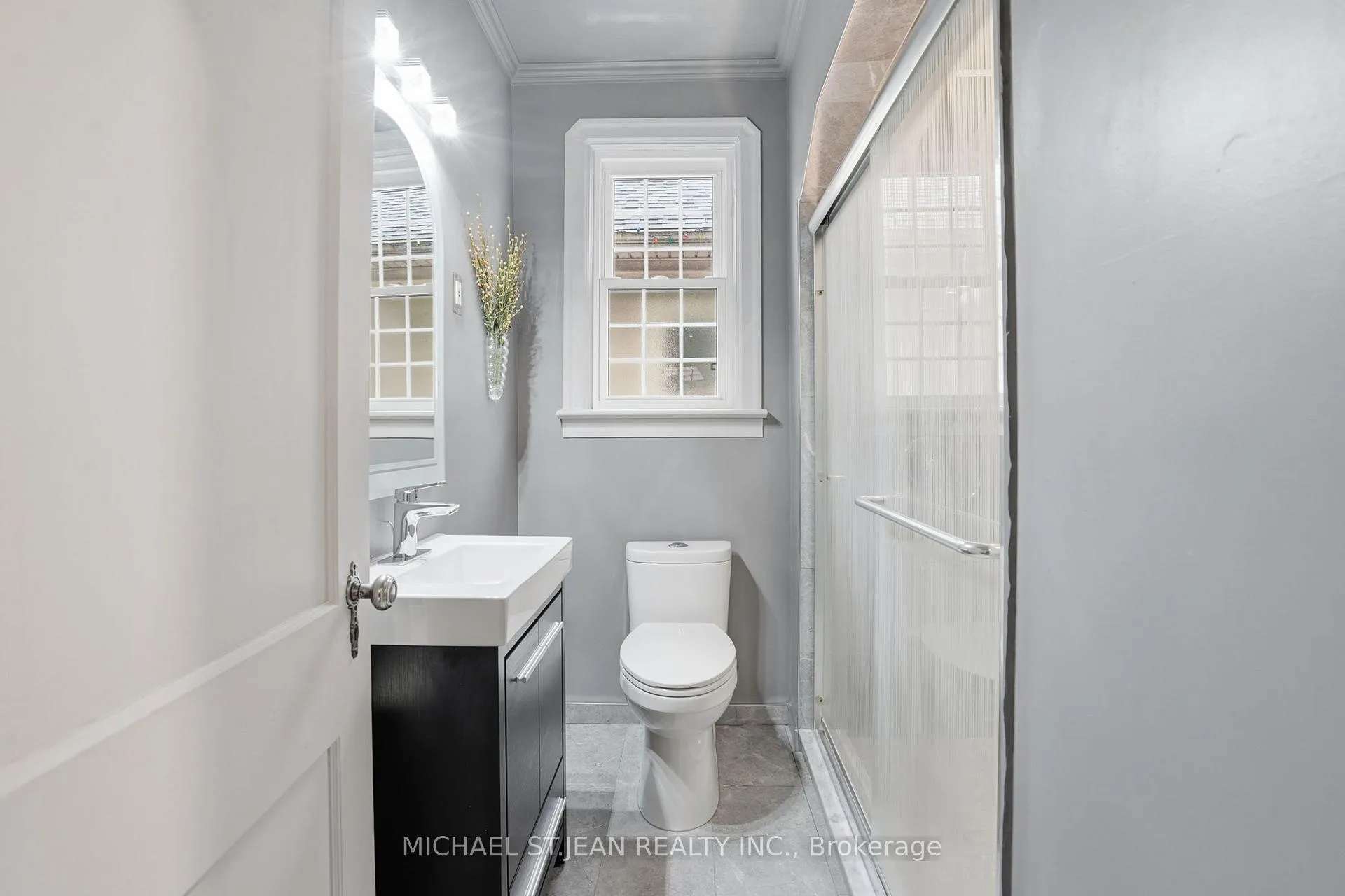 Photo 16 of 210 Vine Street, St. Catharines, Facer — HOMEH