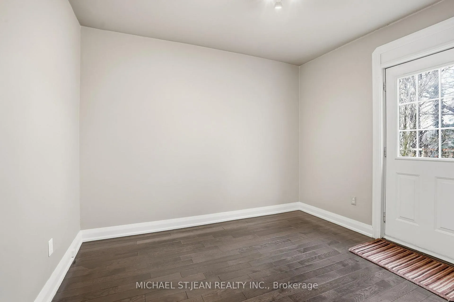 Photo 18 of 210 Vine Street, St. Catharines, Facer — HOMEH