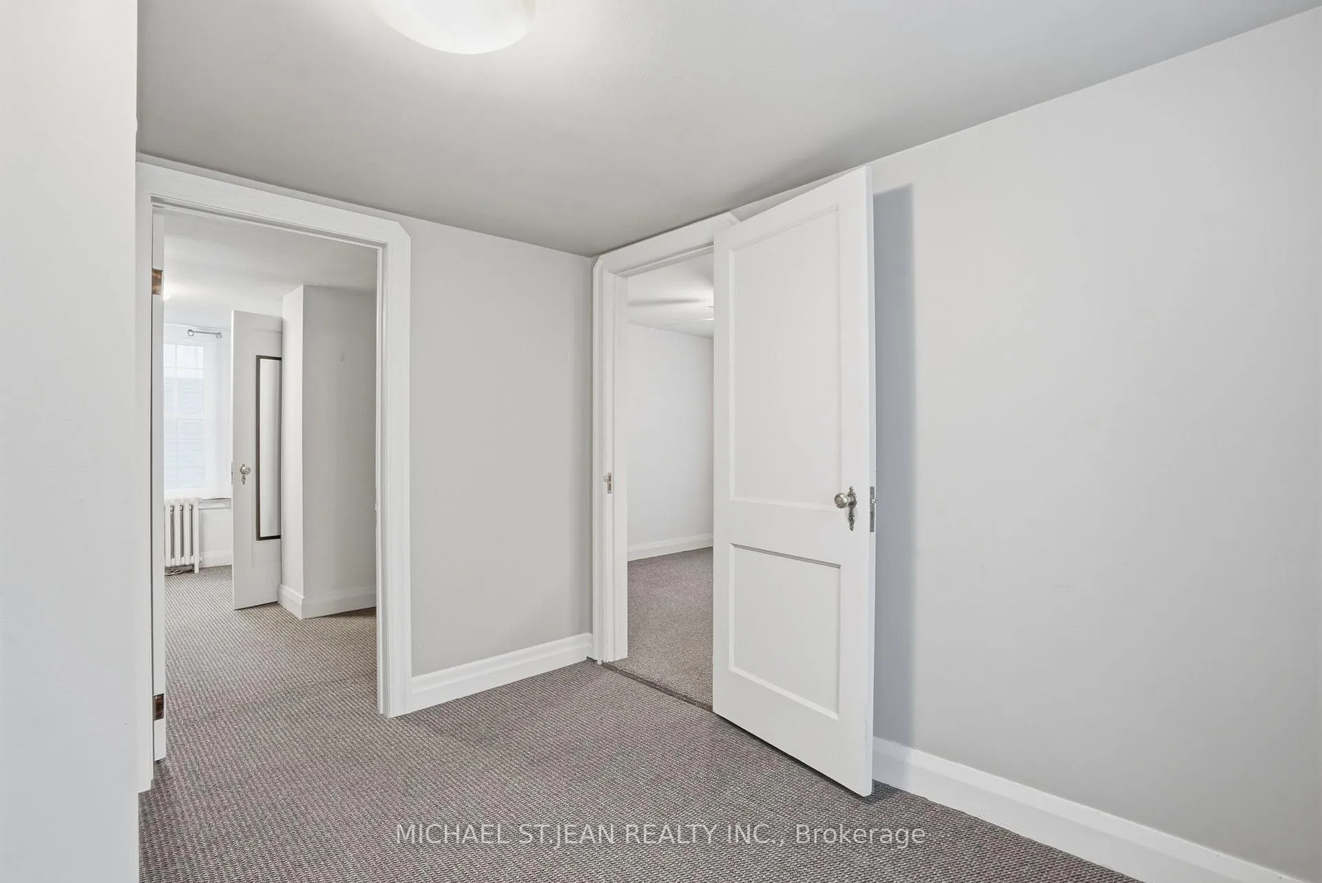 Photo 21 of 210 Vine Street, St. Catharines, Facer — HOMEH