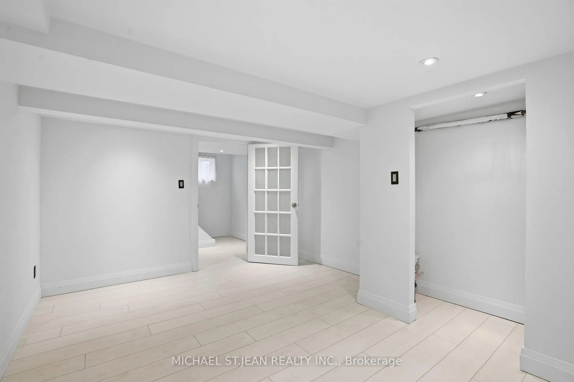 Photo 35 of 210 Vine Street, St. Catharines, Facer — HOMEH