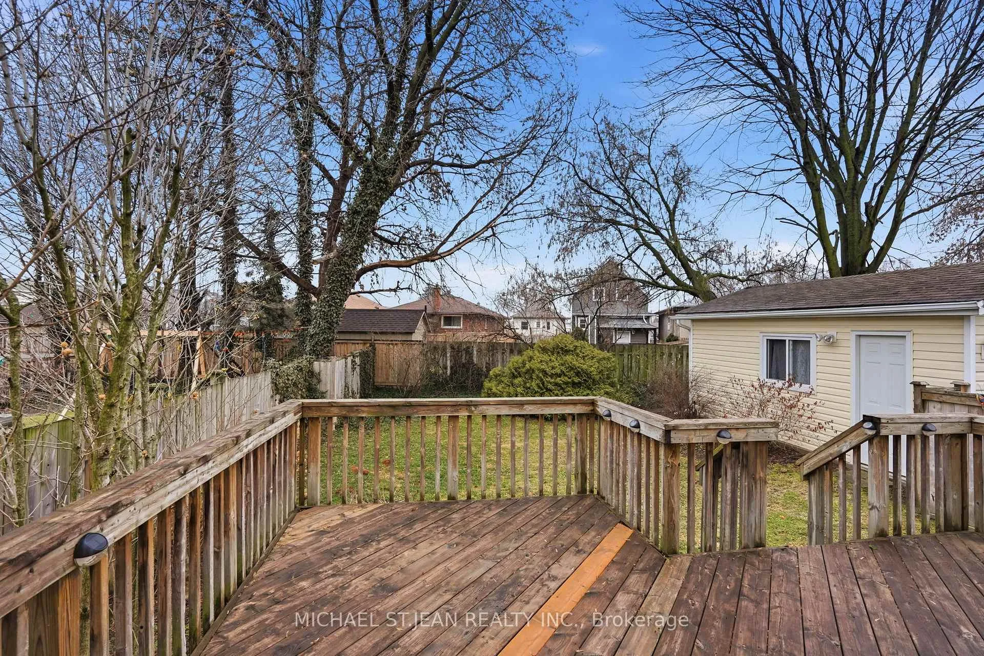 Photo 37 of 210 Vine Street, St. Catharines, Facer — HOMEH