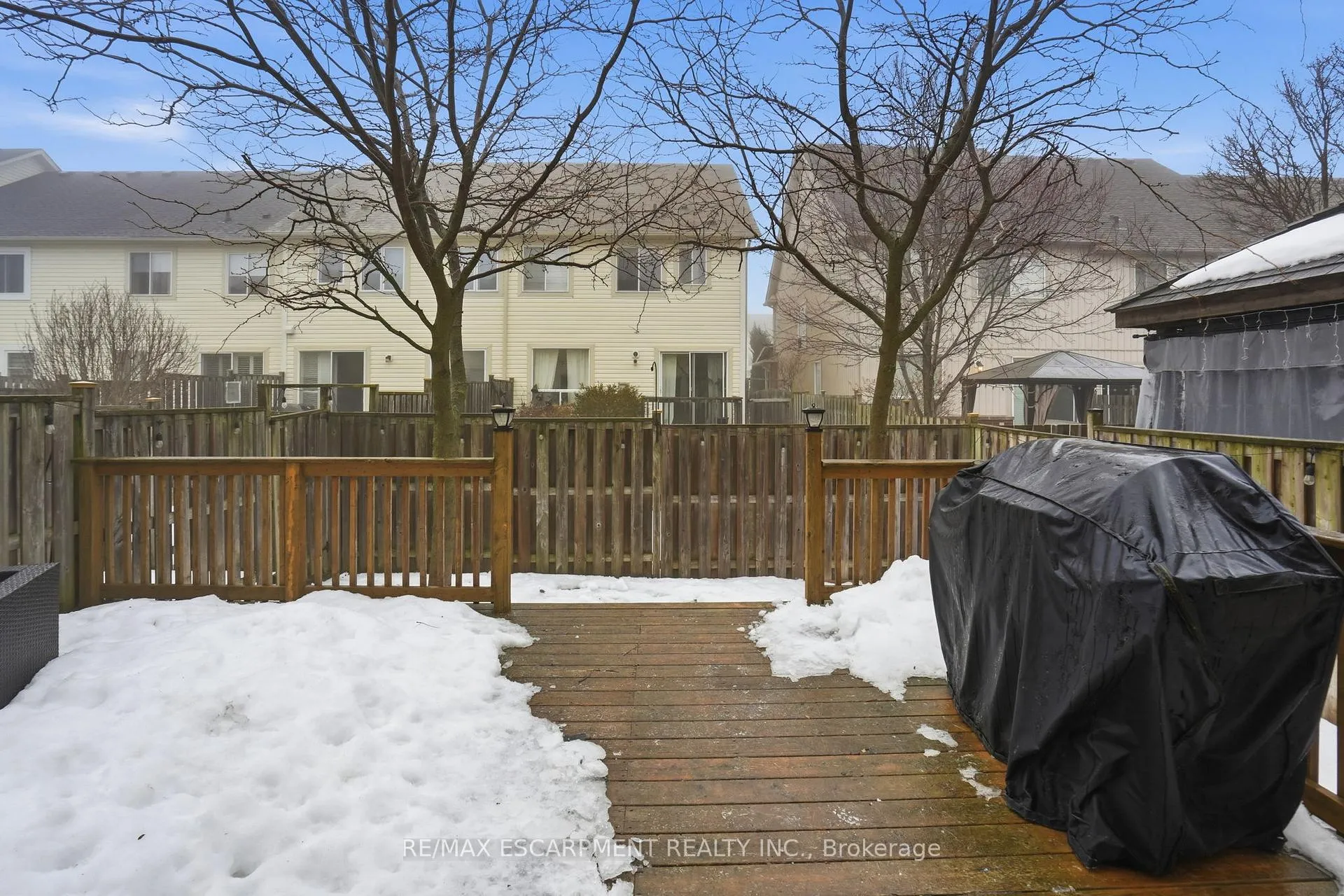 Photo 39 of 66 Blue Sky Trail, Hamilton, Waterdown — HOMEH