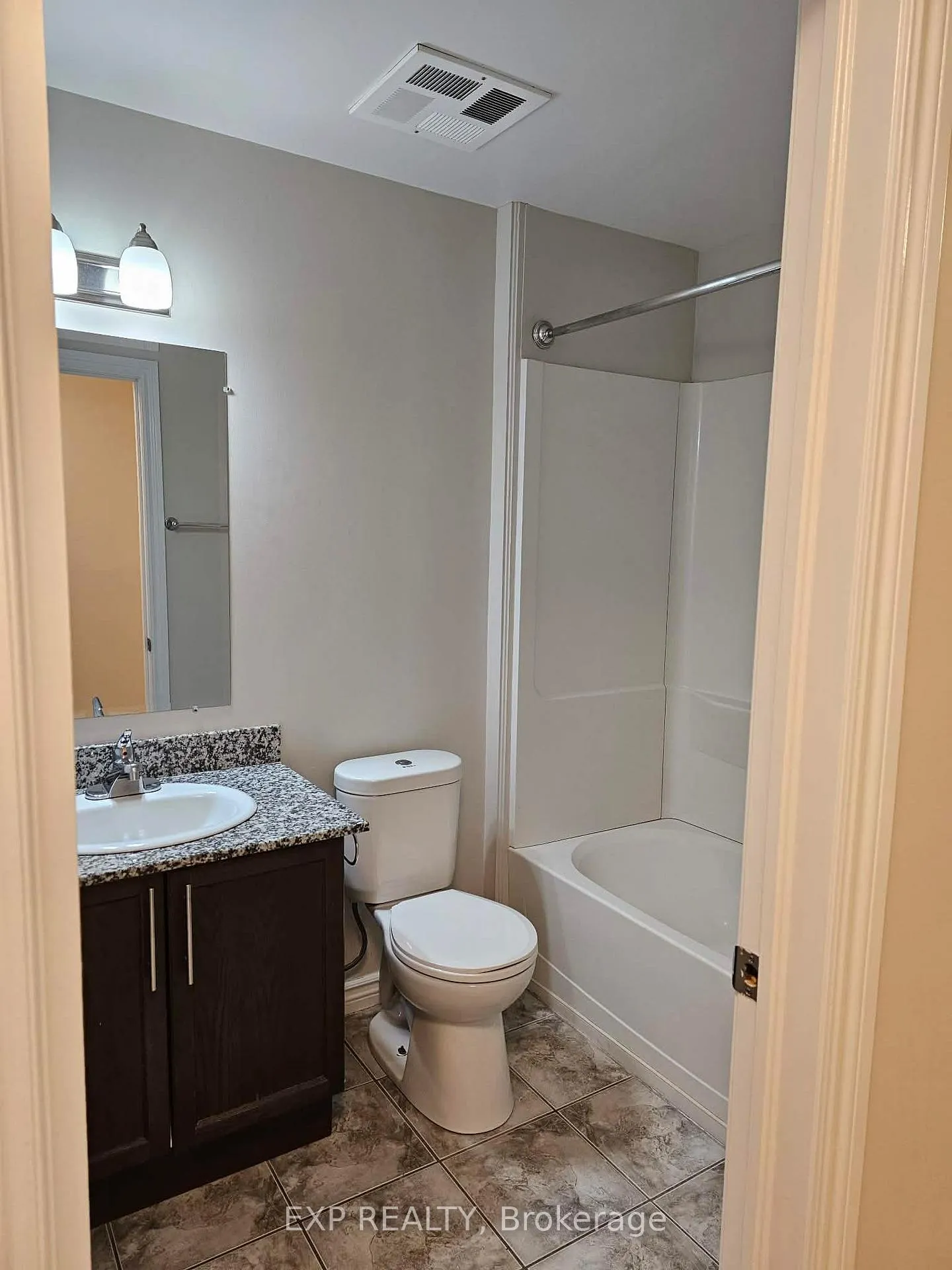 Photo 5 of Unit PH15, 5 Rittenhouse Road, Kitchener — HOMEH