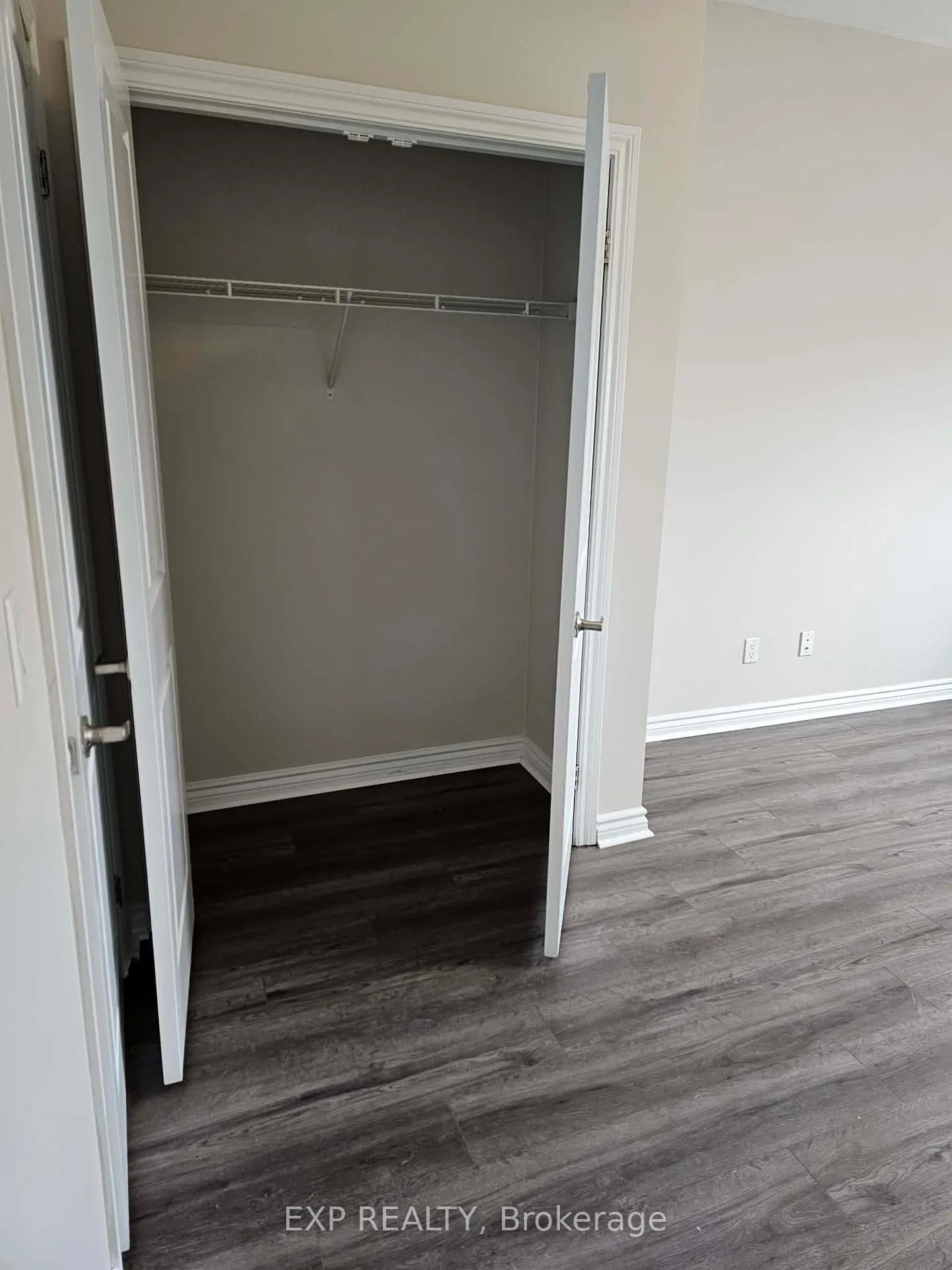 Photo 8 of Unit PH15, 5 Rittenhouse Road, Kitchener — HOMEH