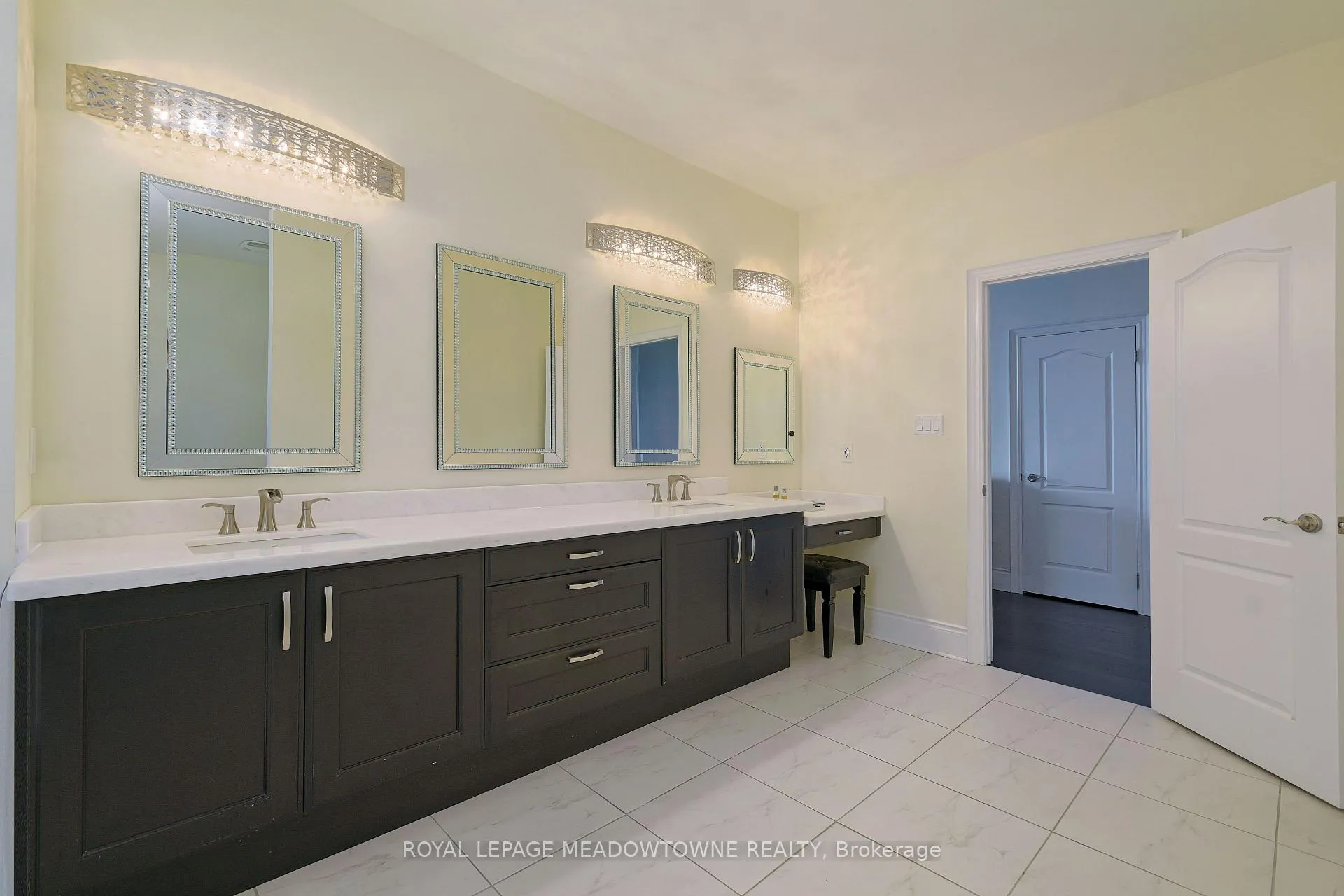 Photo 22 of 1 Royal West Drive, Brampton, Credit Valley — HOMEH