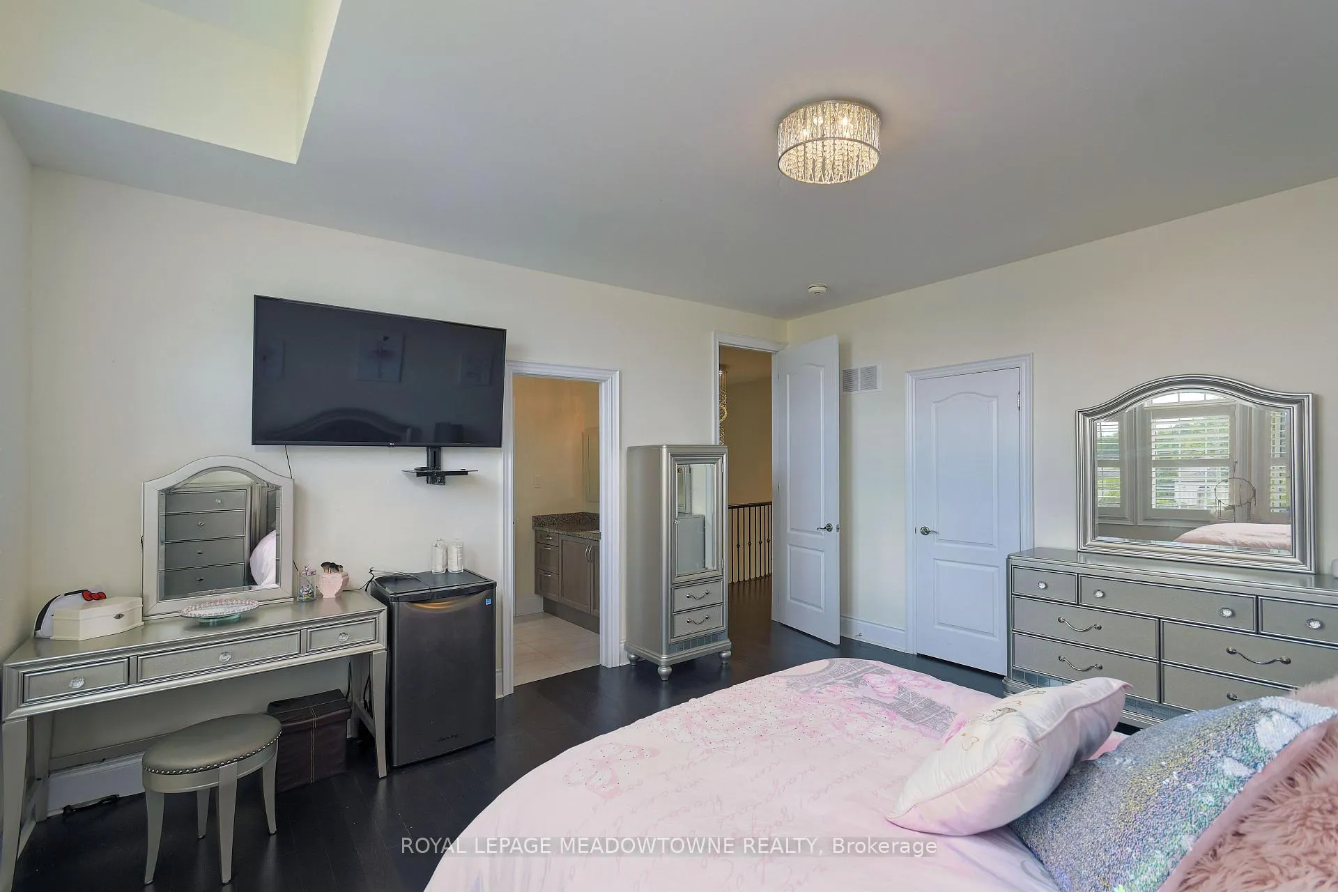 Photo 25 of 1 Royal West Drive, Brampton, Credit Valley — HOMEH