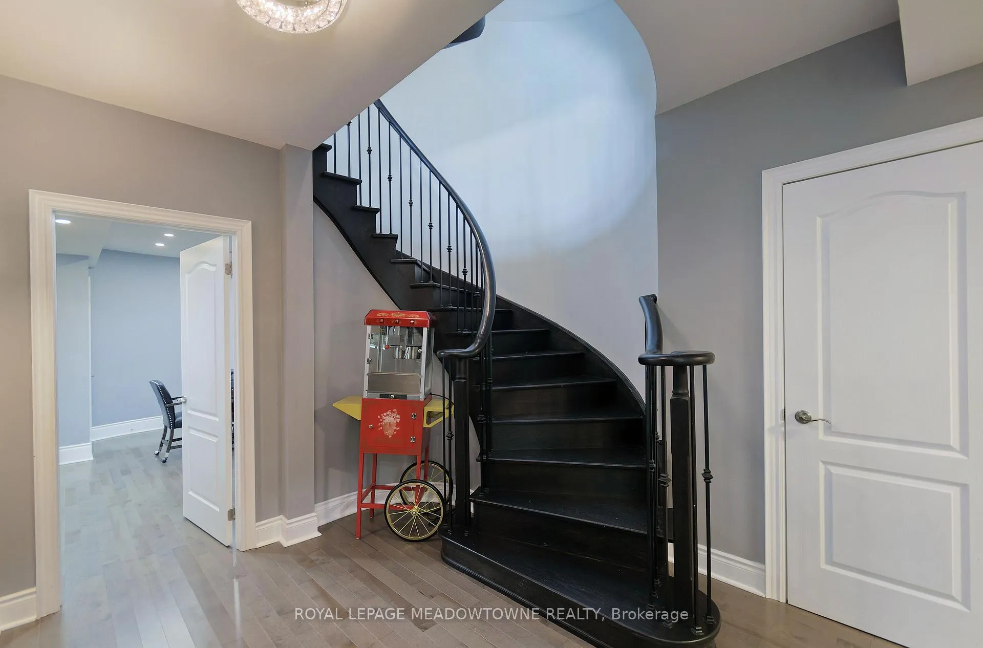Photo 31 of 1 Royal West Drive, Brampton, Credit Valley — HOMEH
