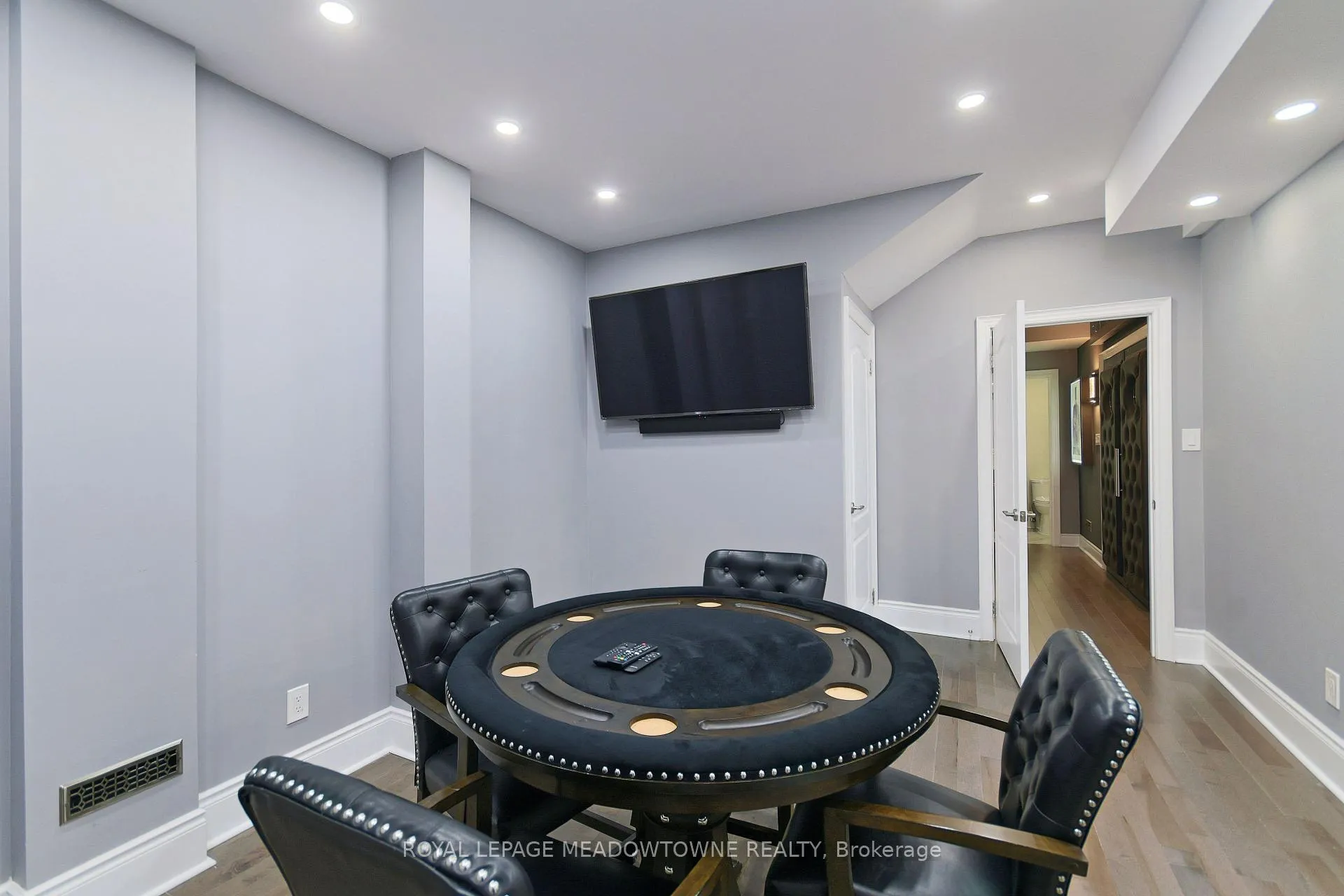 Photo 40 of 1 Royal West Drive, Brampton, Credit Valley — HOMEH