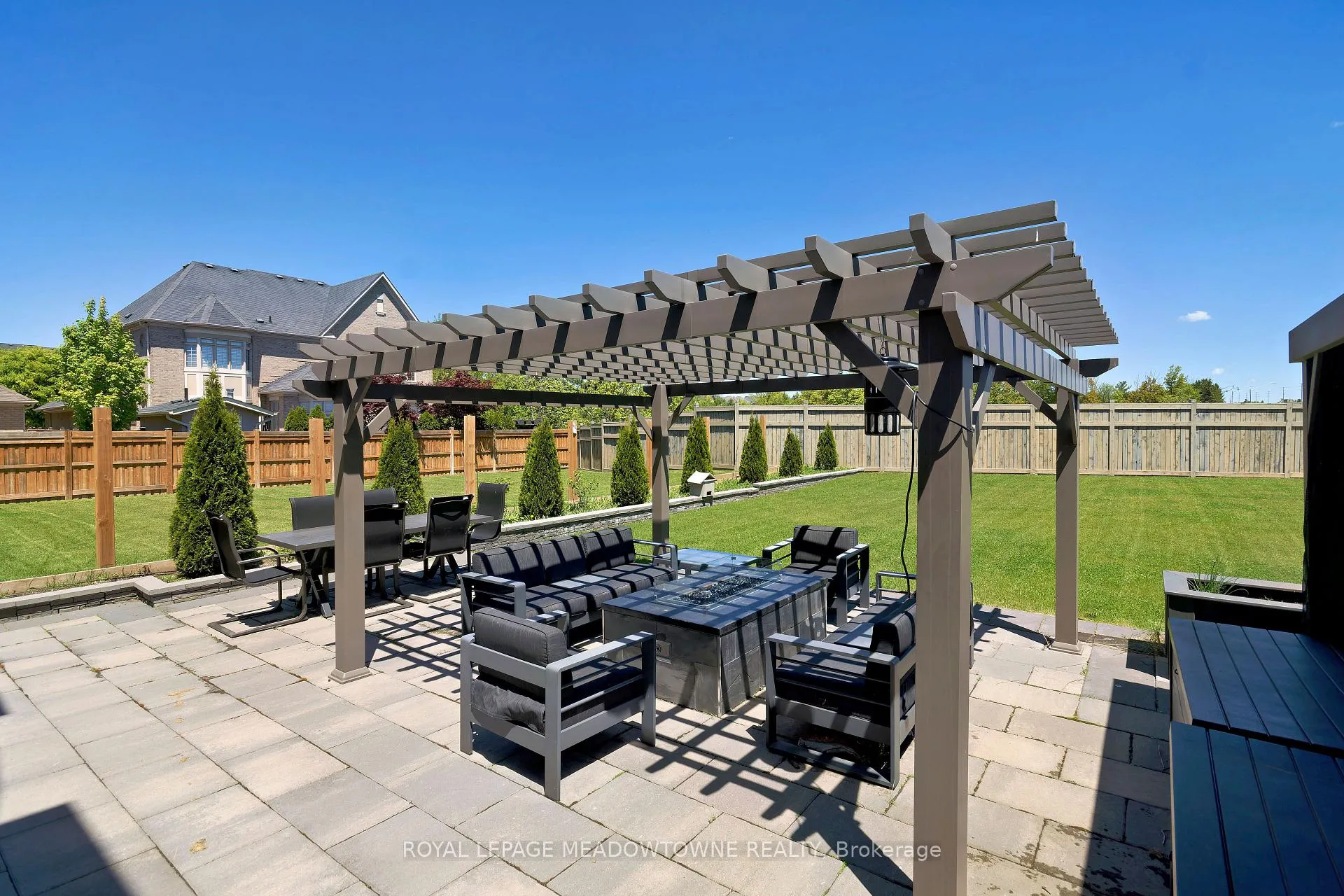 Photo 44 of 1 Royal West Drive, Brampton, Credit Valley — HOMEH