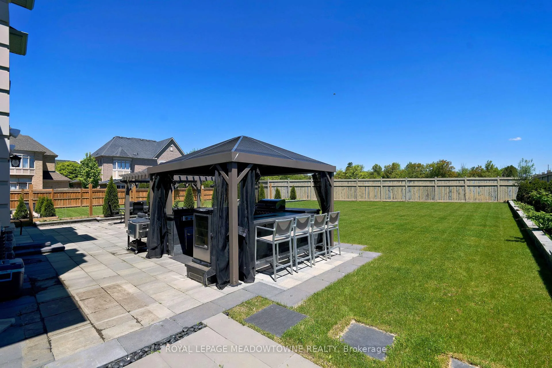 Photo 48 of 1 Royal West Drive, Brampton, Credit Valley — HOMEH