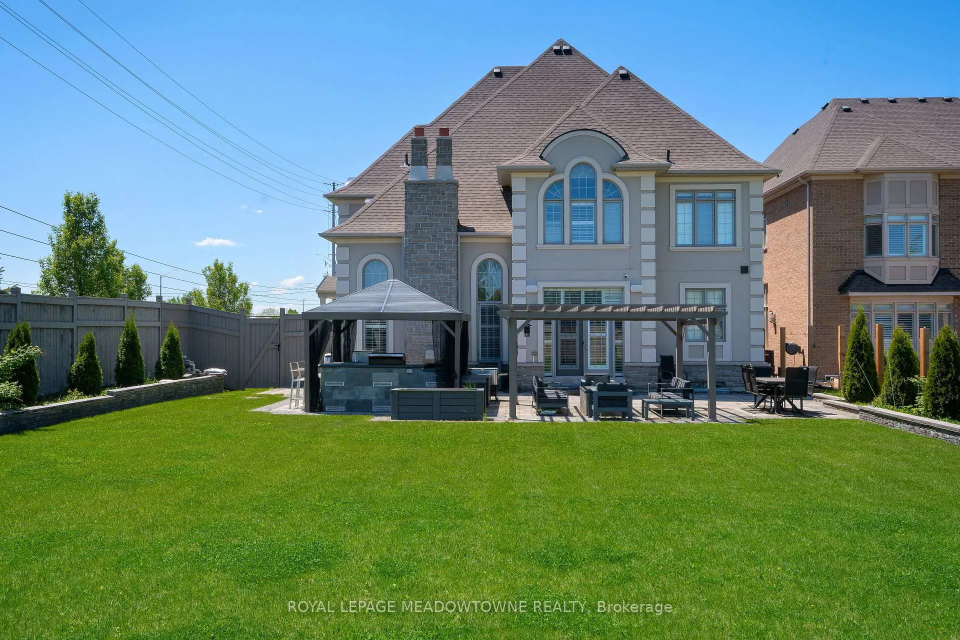 Photo 49 of 1 Royal West Drive, Brampton, Credit Valley — HOMEH