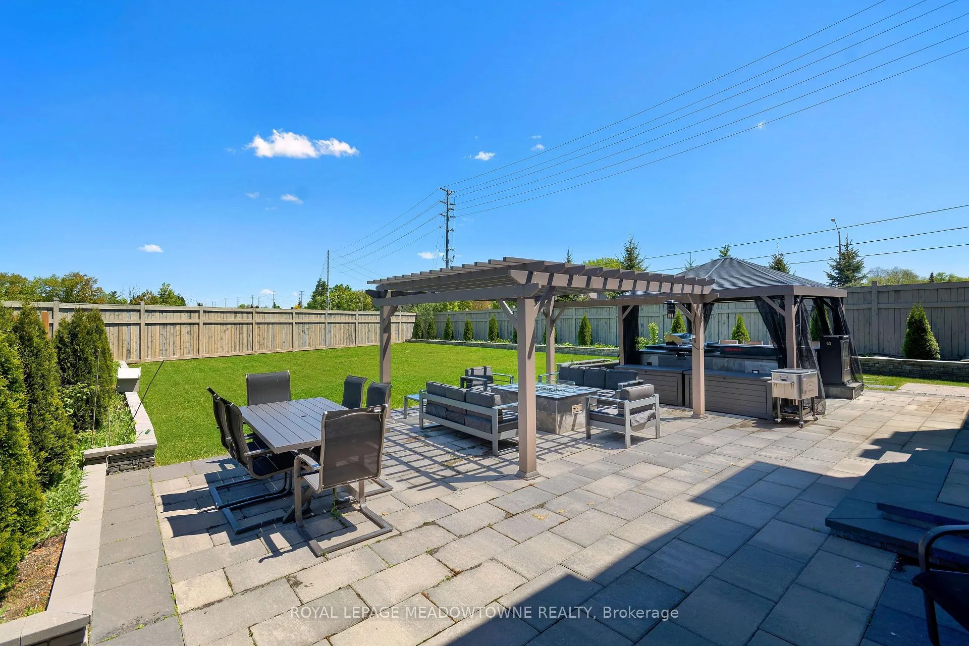 Photo 50 of 1 Royal West Drive, Brampton, Credit Valley — HOMEH