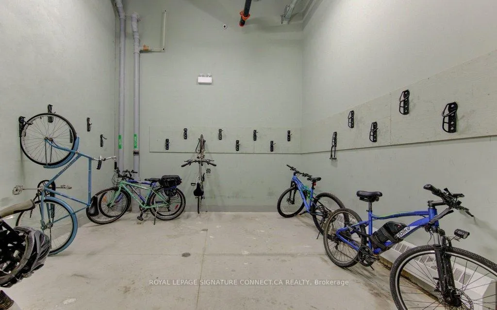 Photo 12 of Unit 705, 250 Albert Street, Waterloo, Beechwood/University — HOMEH