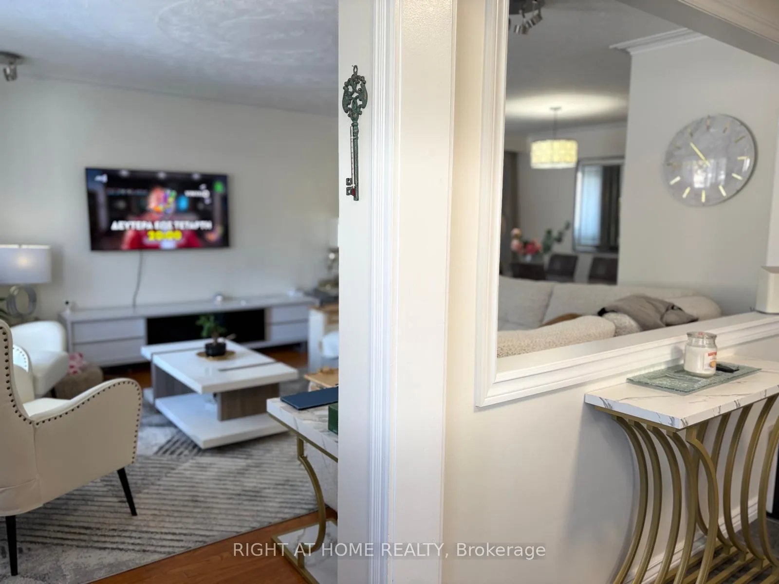 Photo 11 of 41 Rouge Street, Markham, Vinegar Hill — HOMEH