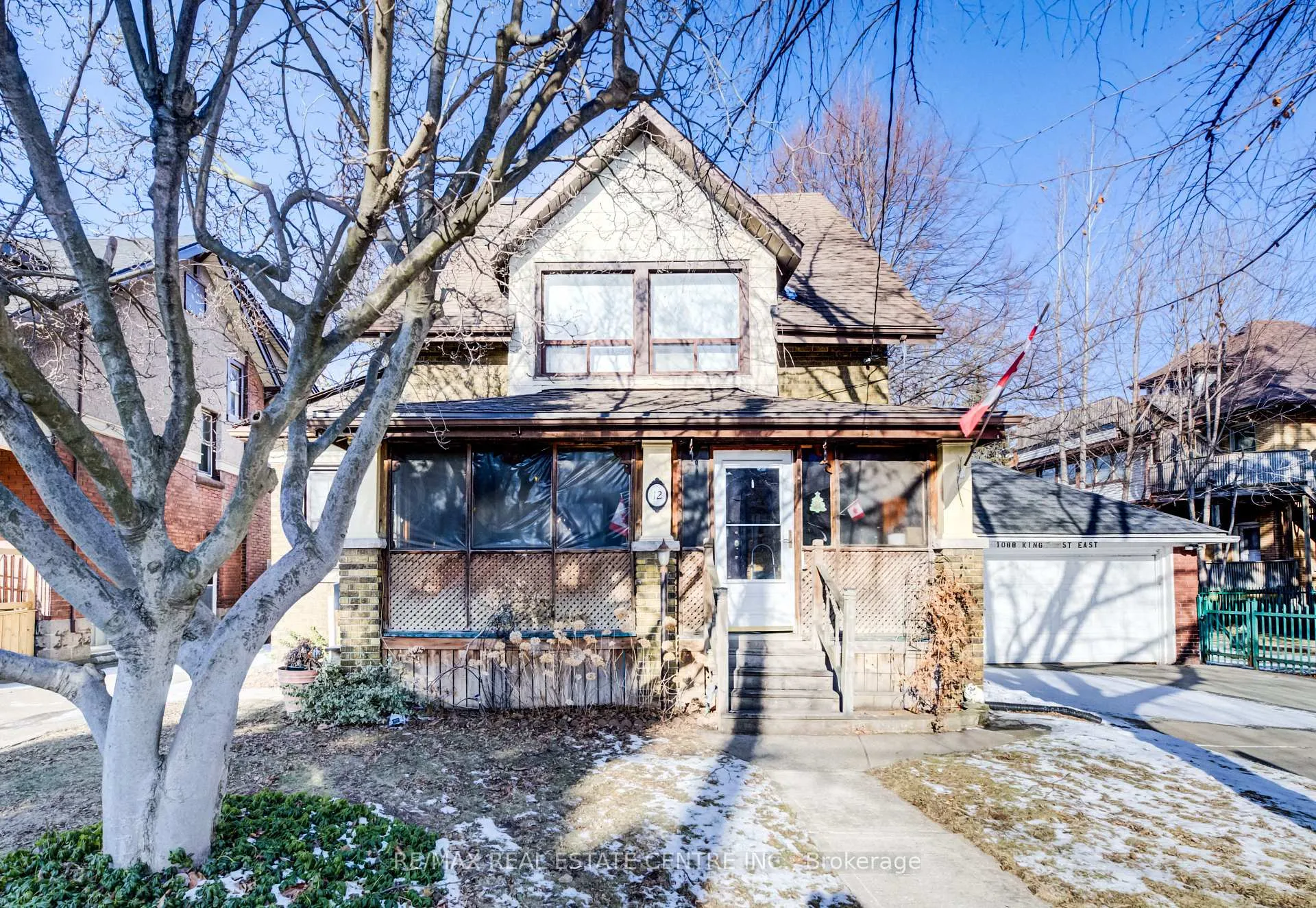Front of 12 Leinster Avenue S