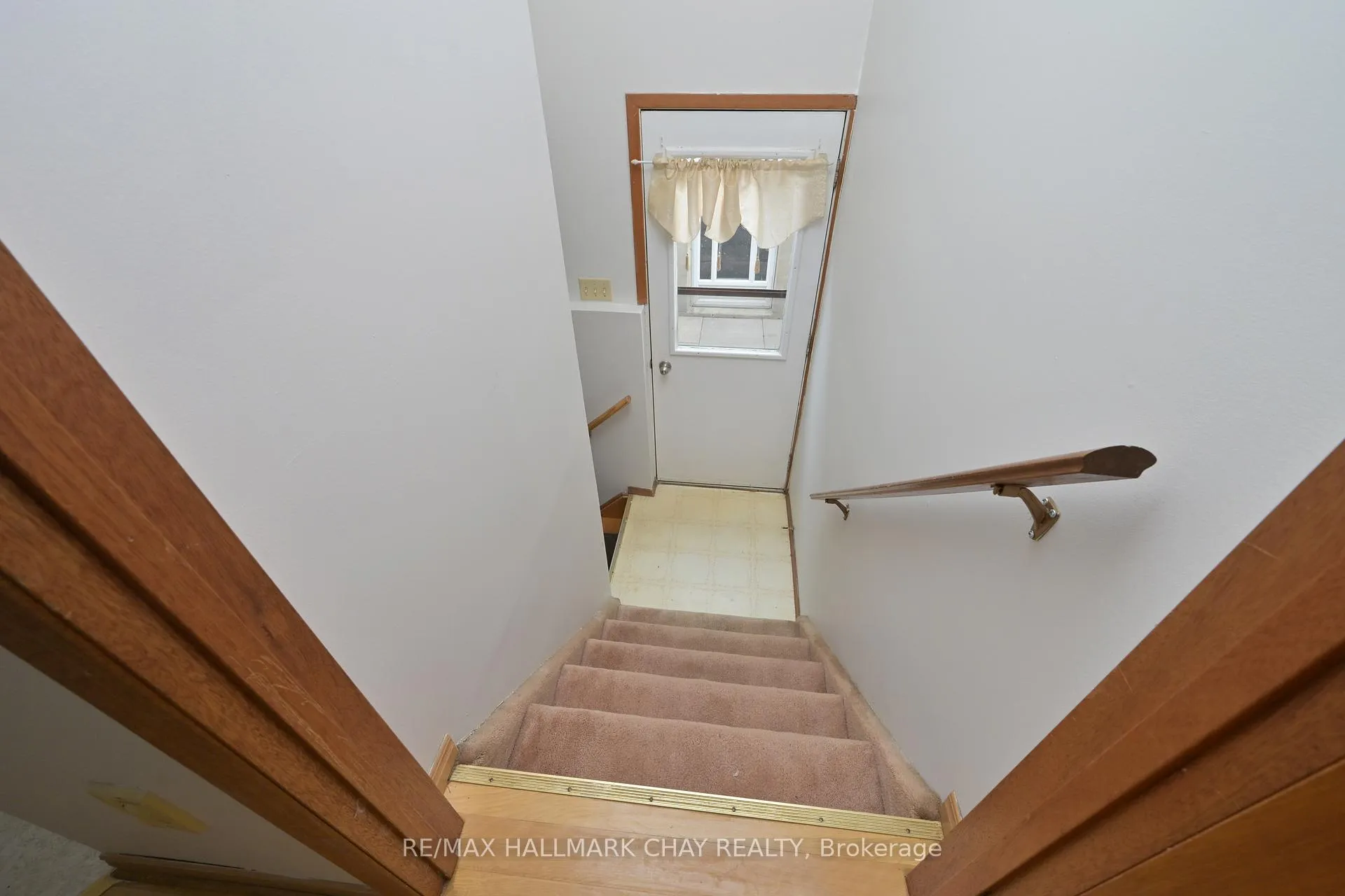 Photo 19 of 133 Cunningham Drive, New Tecumseth, Alliston — HOMEH