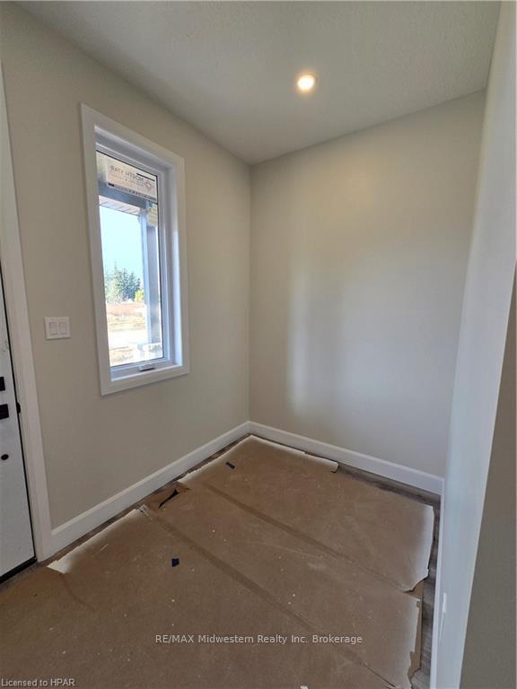 Photo 14 of 32 Roberts Street, Huron East, Seaforth — HOMEH