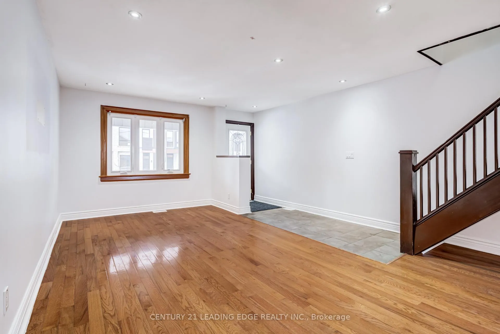 Photo 8 of 12 Innes Avenue, Toronto, Corso Italia-Davenport — HOMEH