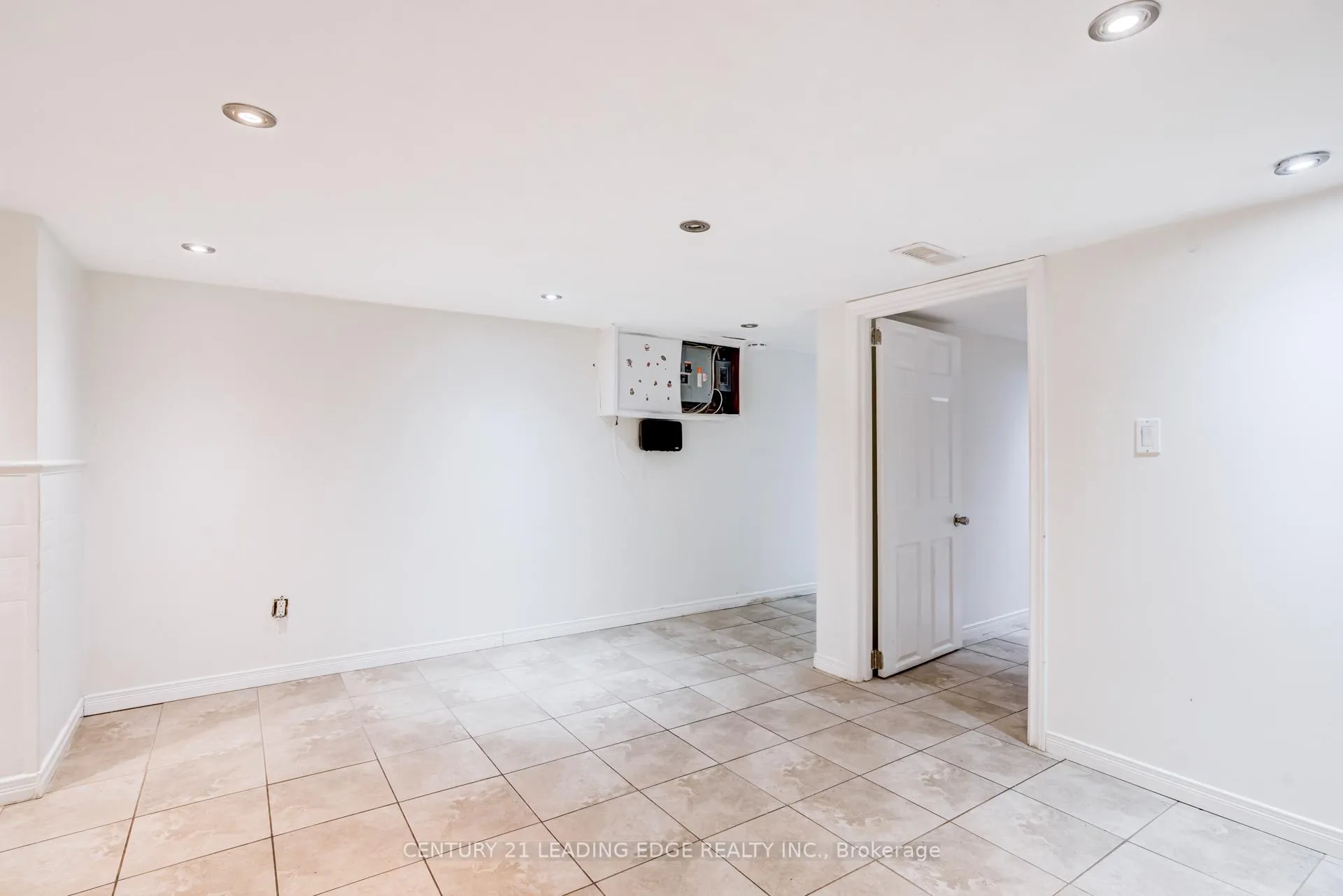 Photo 28 of 12 Innes Avenue, Toronto, Corso Italia-Davenport — HOMEH