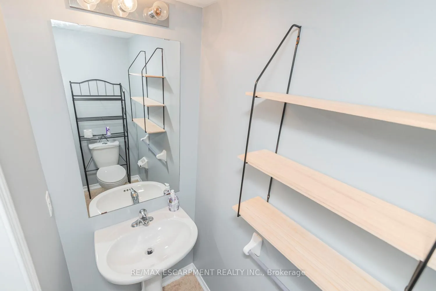 Photo 18 of Unit 52, 7 Sirente Drive, Hamilton, Crerar — HOMEH