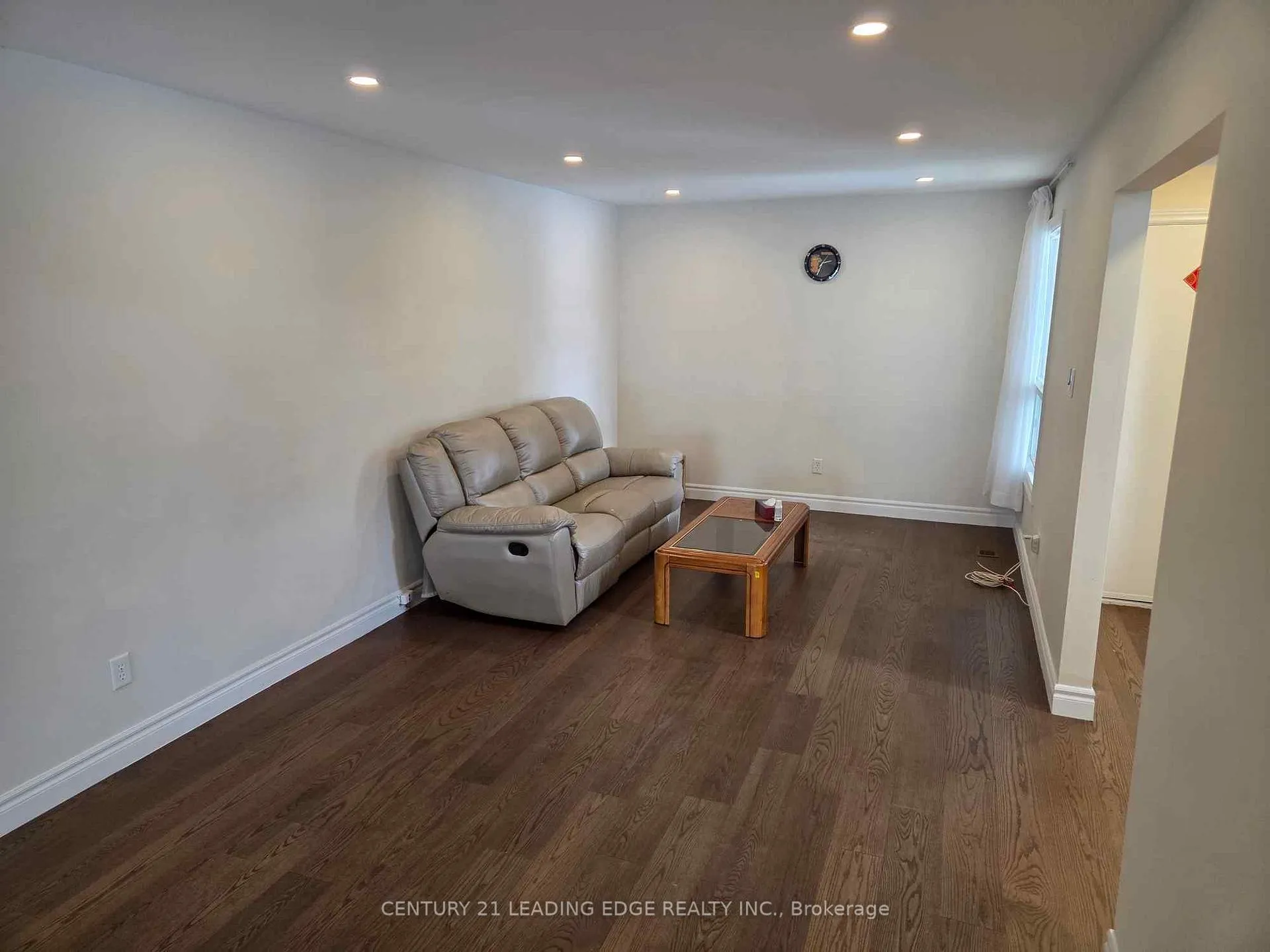 Photo 5 of 80 Beckwith Crescent, Markham, Milliken Mills East — HOMEH