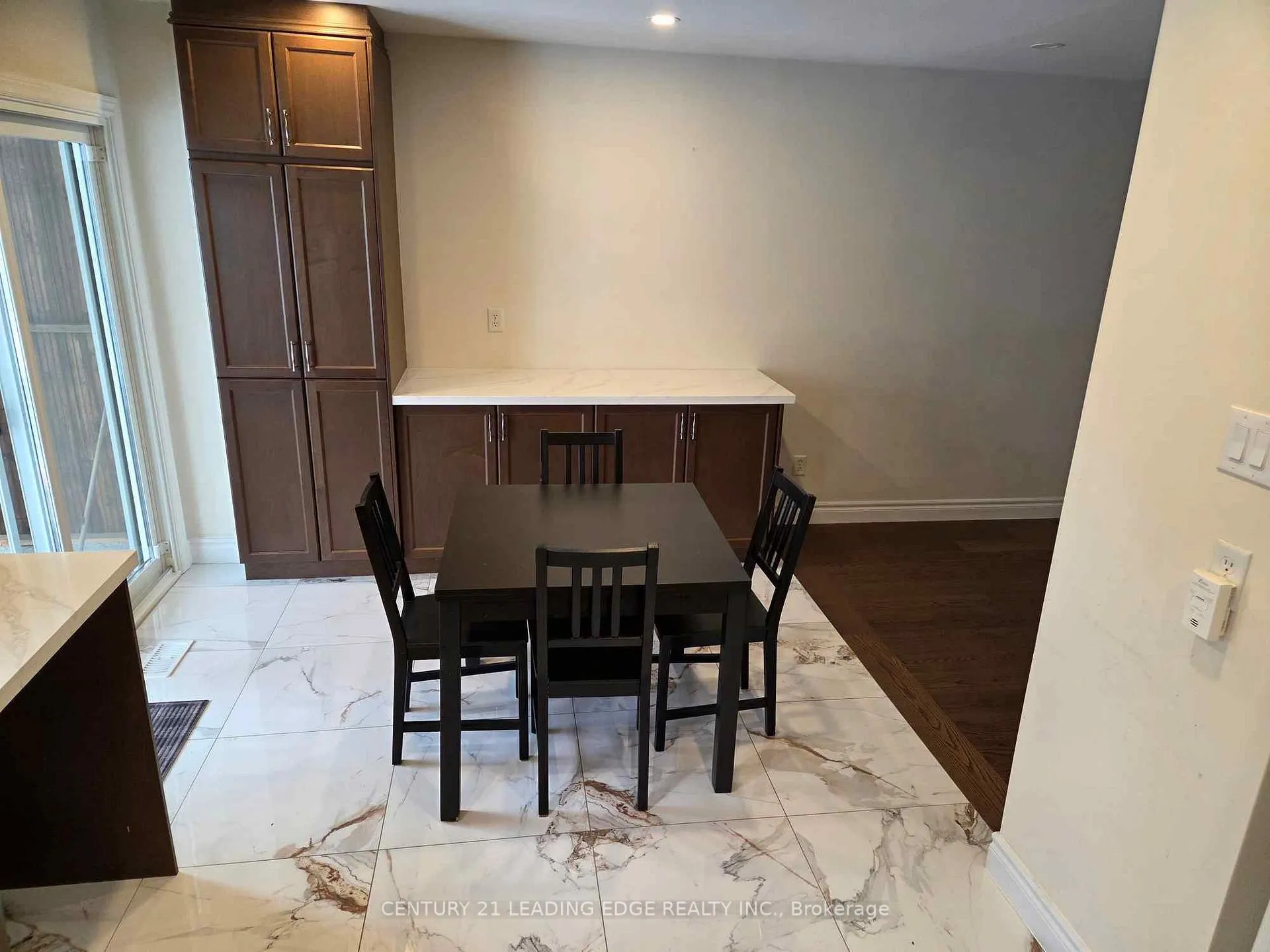 Photo 6 of 80 Beckwith Crescent, Markham, Milliken Mills East — HOMEH