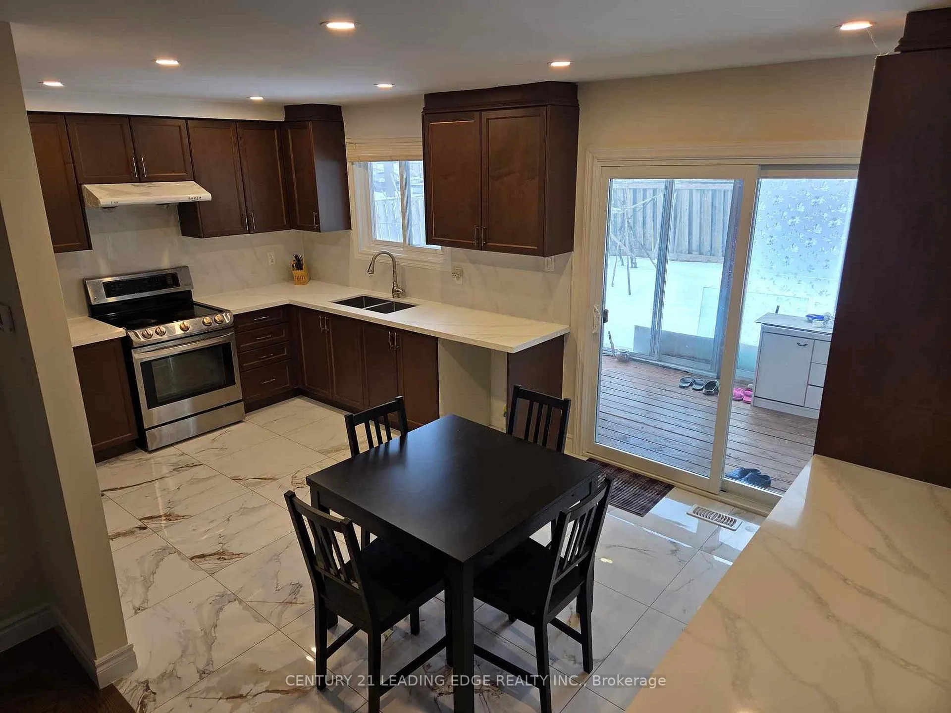 Photo 9 of 80 Beckwith Crescent, Markham, Milliken Mills East — HOMEH