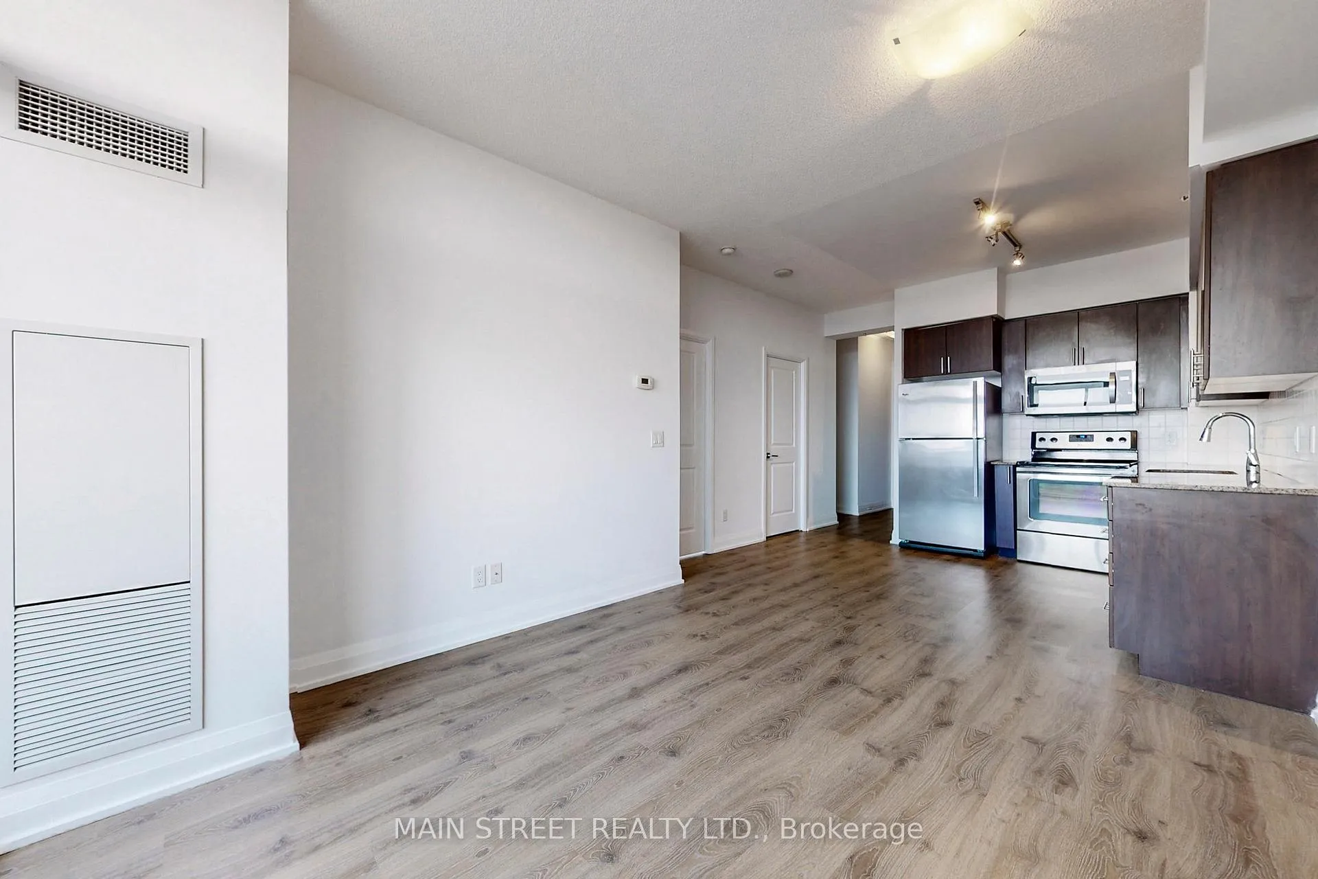 Photo 11 of Unit 1002, 85 North Park Road, Vaughan, Beverley Glen — HOMEH