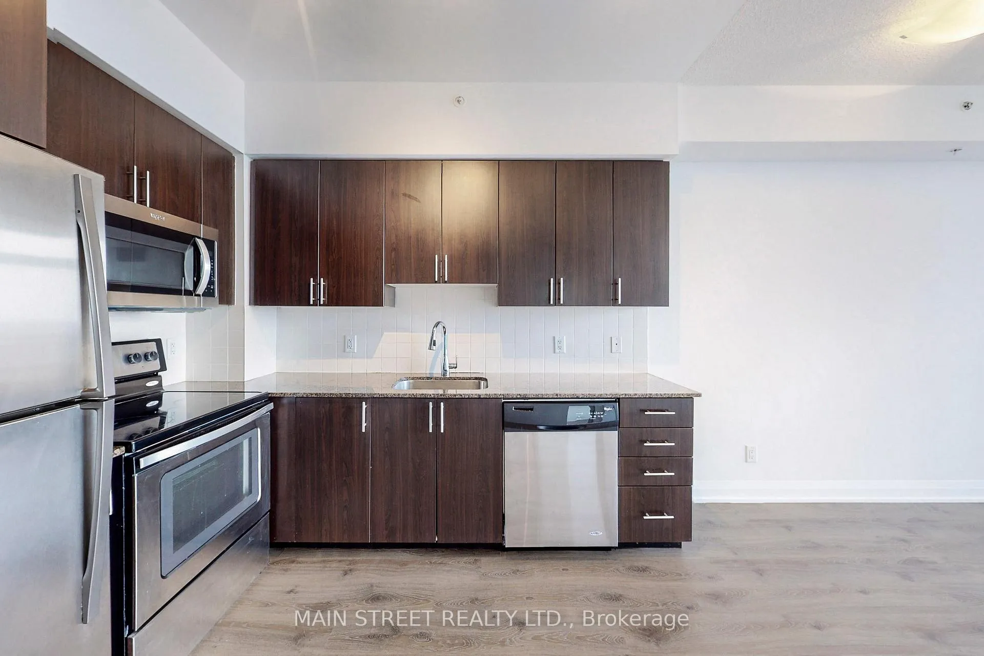 Photo 12 of Unit 1002, 85 North Park Road, Vaughan, Beverley Glen — HOMEH