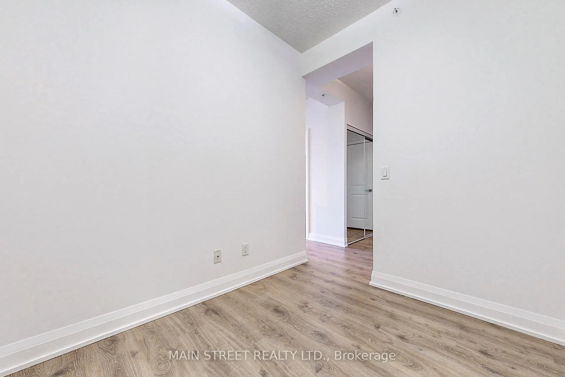Photo 22 of Unit 1002, 85 North Park Road, Vaughan, Beverley Glen — HOMEH