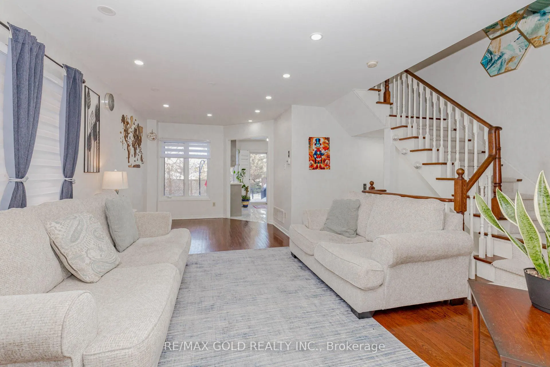 Photo 5 of 1156 Westview Terrace, Oakville, West Oak Trails — HOMEH