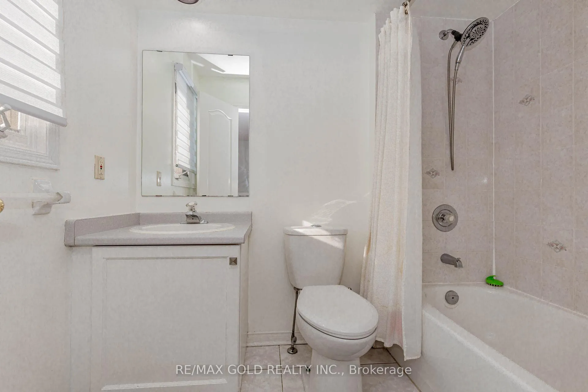 Photo 37 of 1156 Westview Terrace, Oakville, West Oak Trails — HOMEH