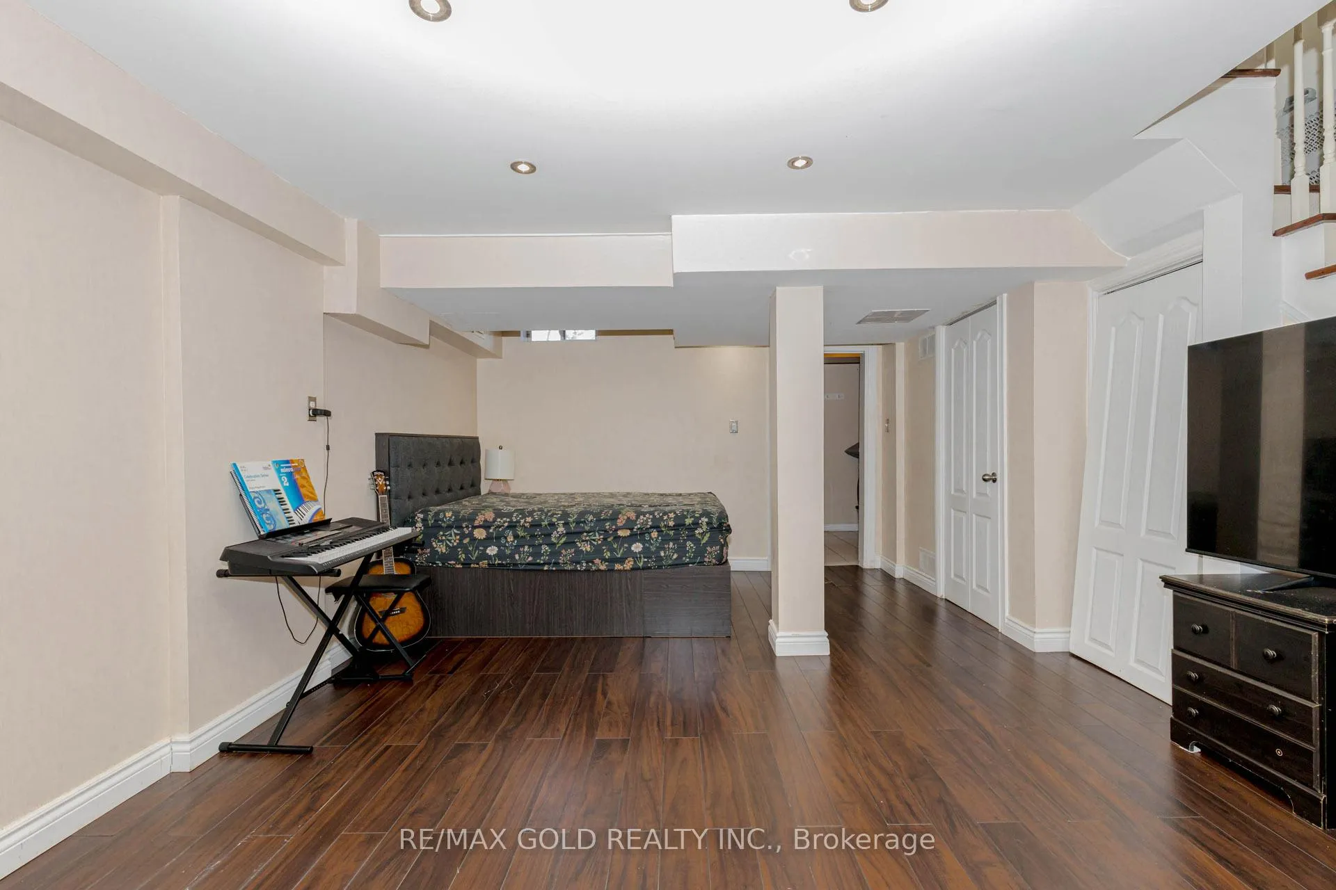 Photo 42 of 1156 Westview Terrace, Oakville, West Oak Trails — HOMEH