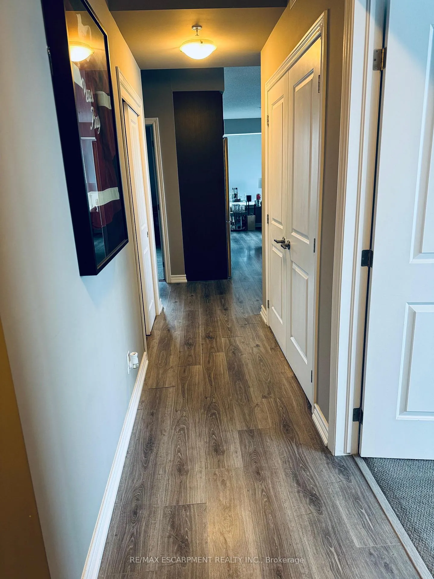 Photo 3 of Unit 318, 40 Esplanade Lane, Grimsby, Grimsby Beach — HOMEH
