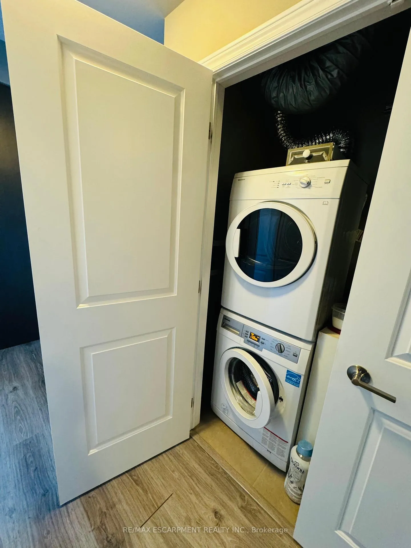 Photo 16 of Unit 318, 40 Esplanade Lane, Grimsby, Grimsby Beach — HOMEH
