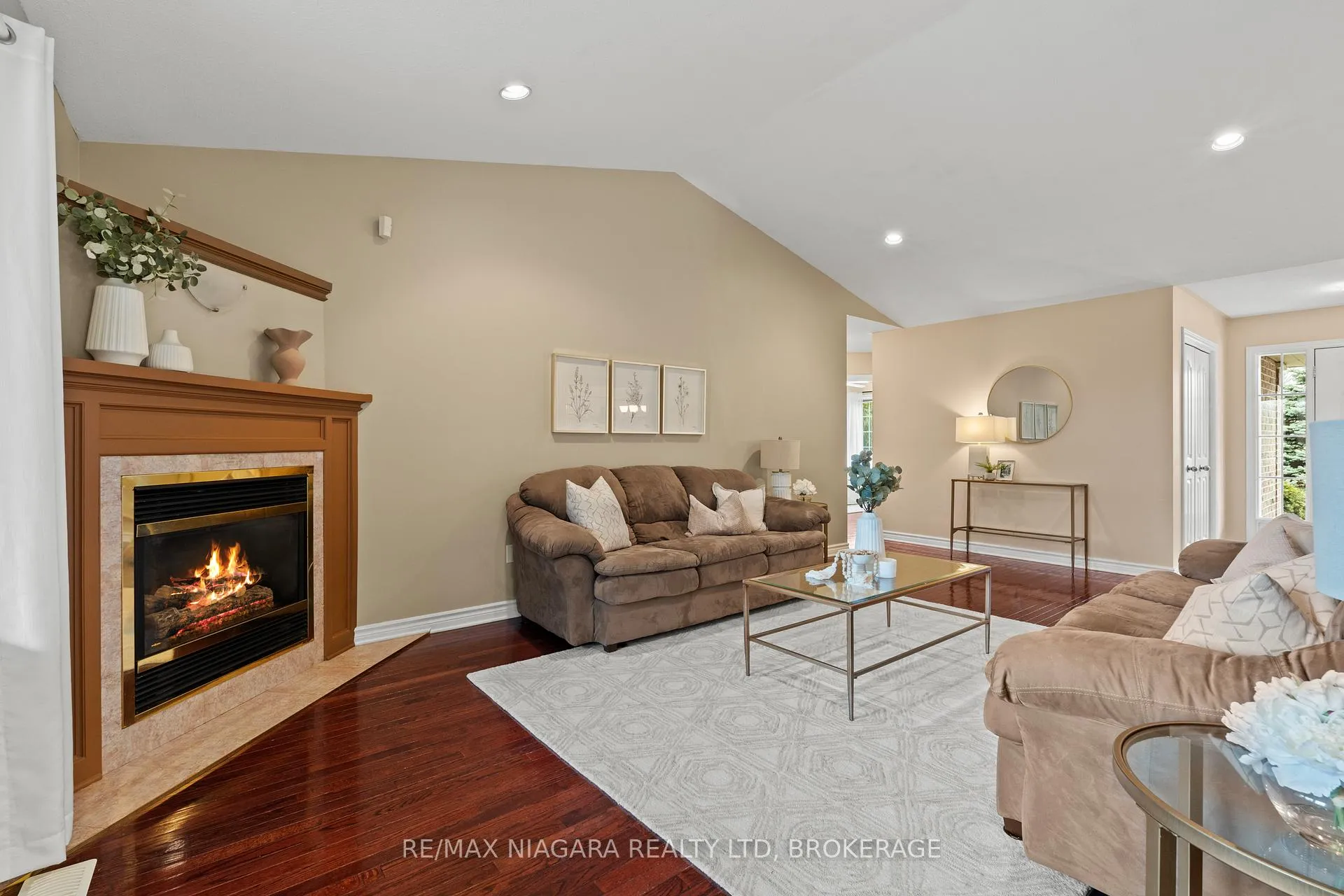 Photo 9 of 111 Pearson Road, Welland, Cooks Mills — HOMEH