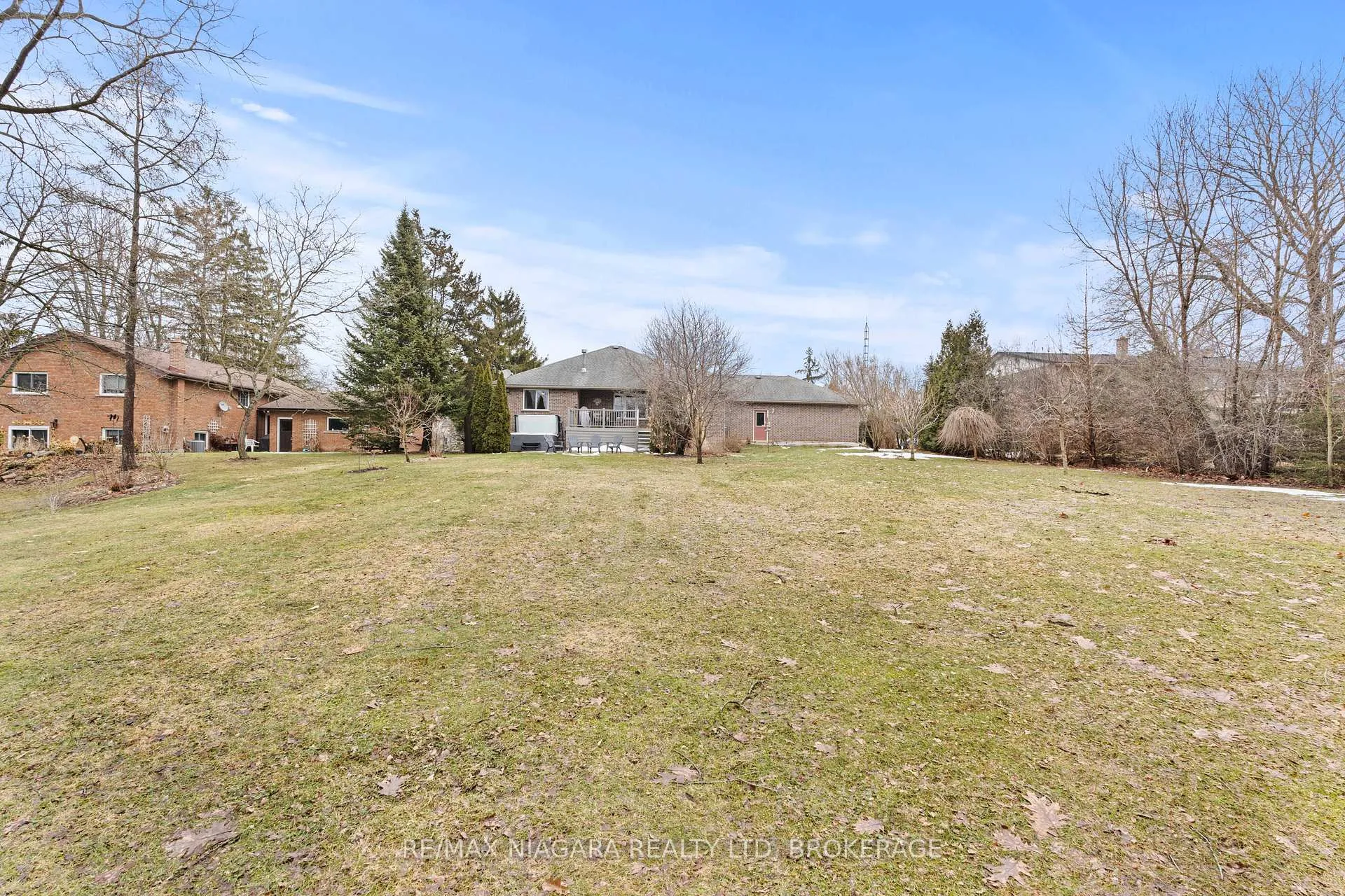 Photo 37 of 111 Pearson Road, Welland, Cooks Mills — HOMEH