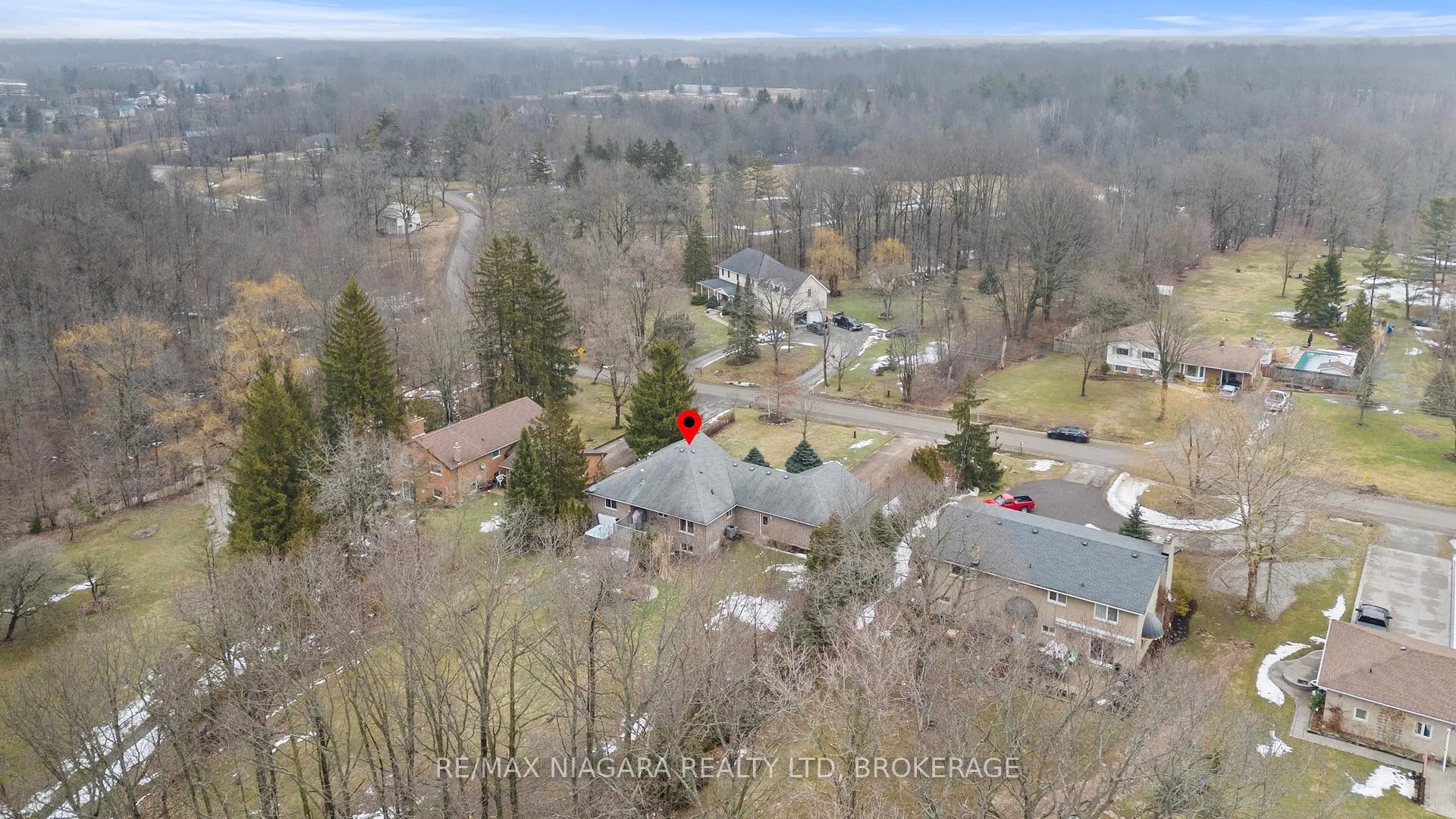 Photo 48 of 111 Pearson Road, Welland, Cooks Mills — HOMEH