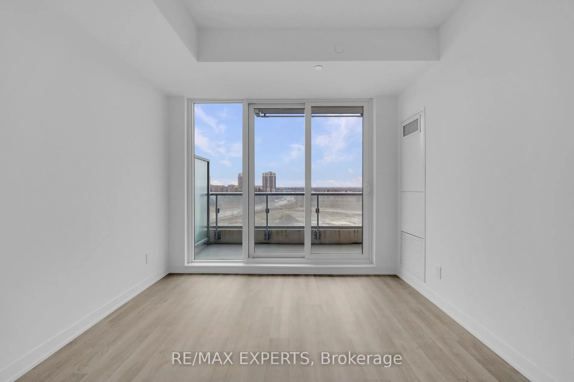 Photo 20 of Unit B710, 292 Verdale Crossing, Markham, Unionville — HOMEH