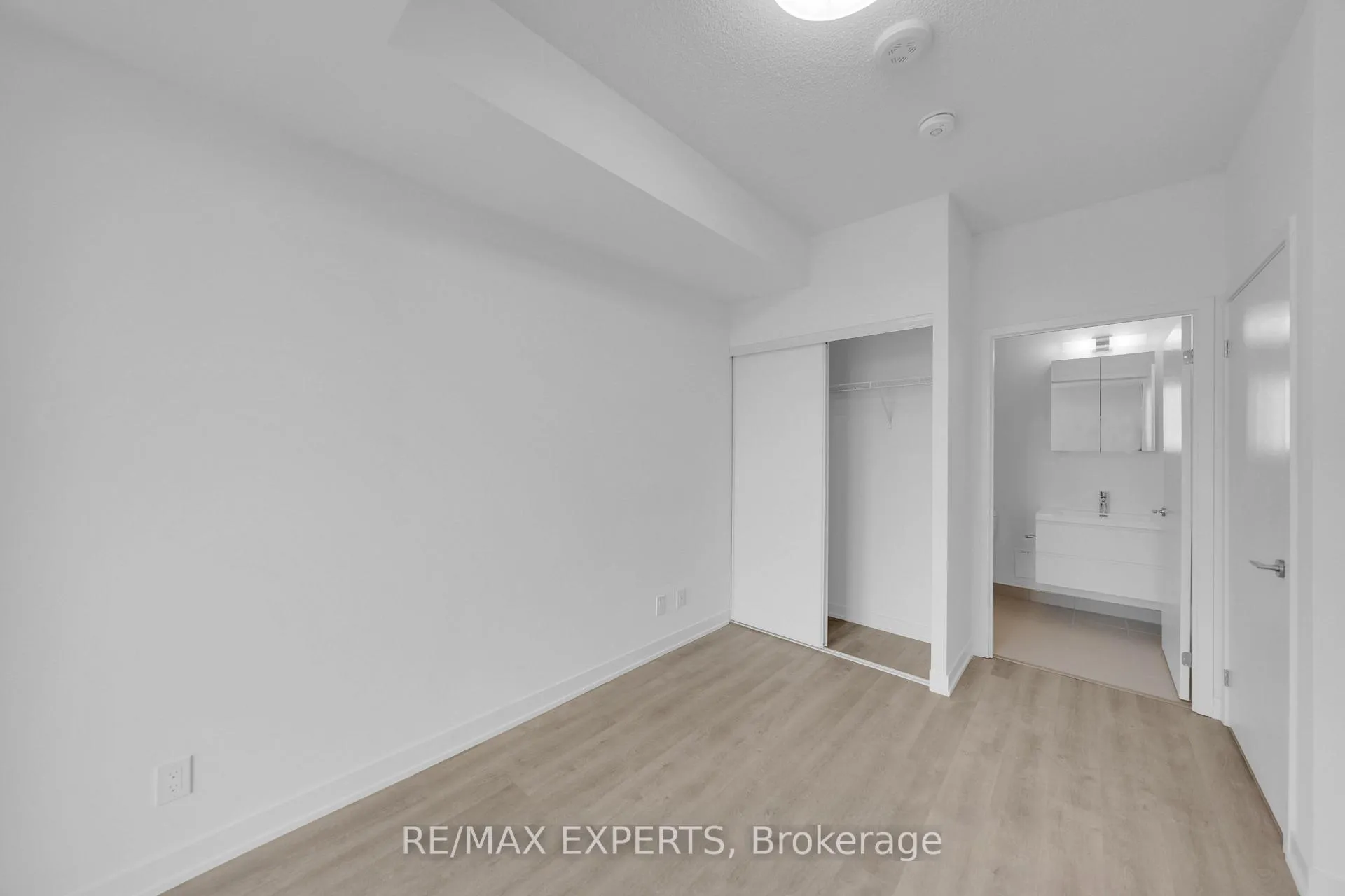 Photo 22 of Unit B710, 292 Verdale Crossing, Markham, Unionville — HOMEH