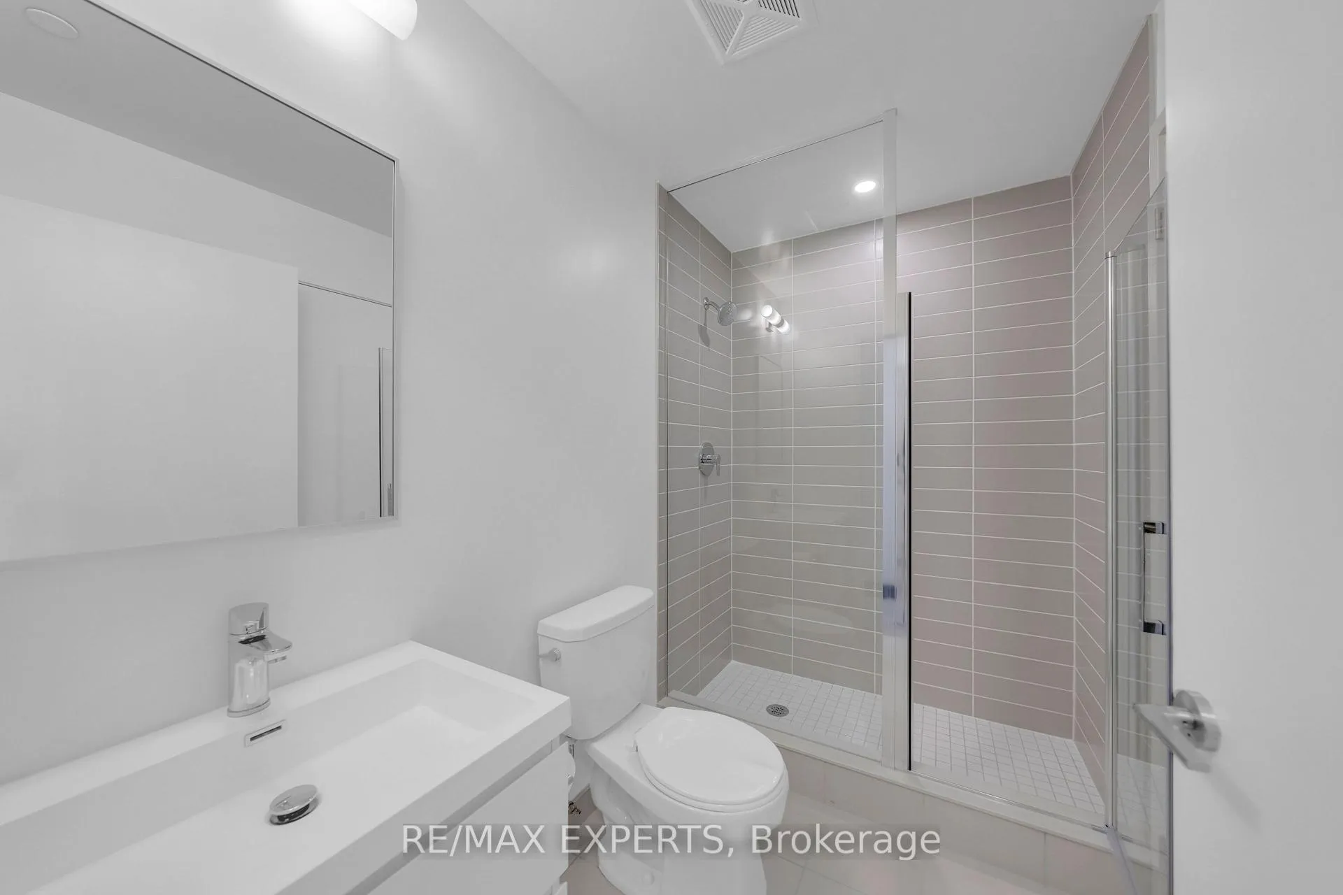 Photo 29 of Unit B710, 292 Verdale Crossing, Markham, Unionville — HOMEH