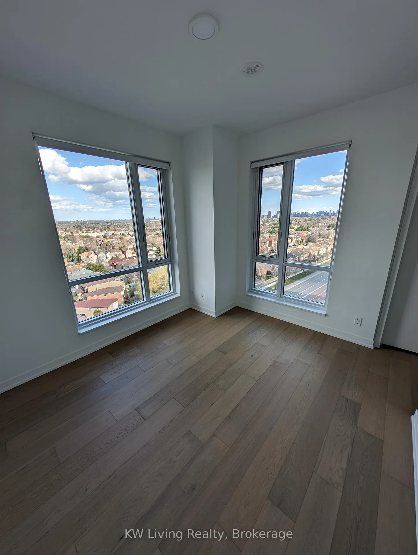 Photo 8 of Unit 1215, 7950 Bathurst Street, Vaughan, Beverley Glen — HOMEH