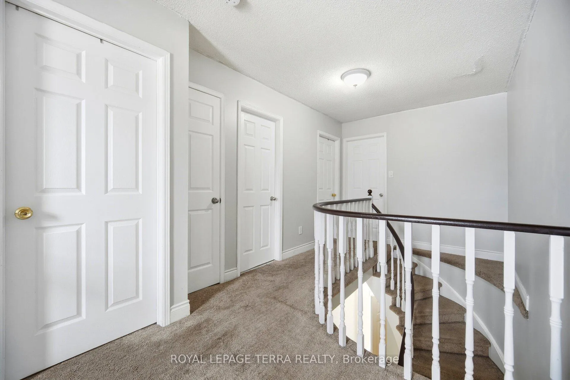 Photo 24 of 44 Carruthers Crescent, Barrie, Grove East — HOMEH