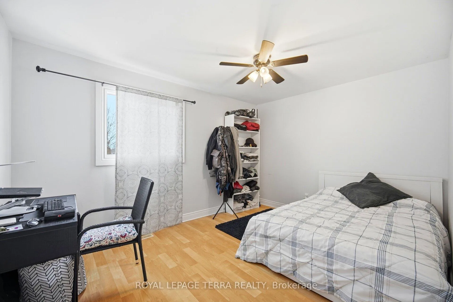Photo 31 of 44 Carruthers Crescent, Barrie, Grove East — HOMEH