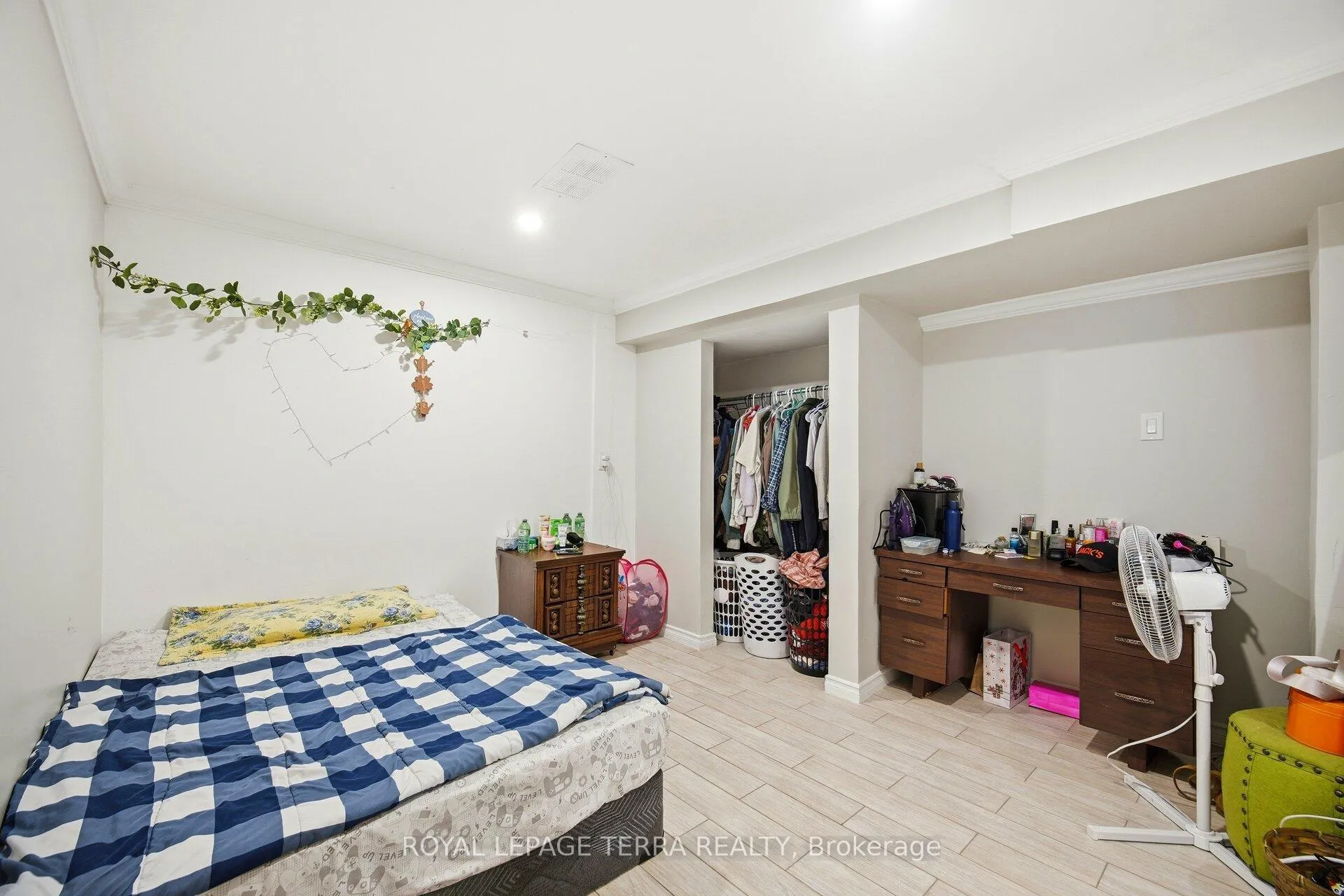 Photo 44 of 44 Carruthers Crescent, Barrie, Grove East — HOMEH