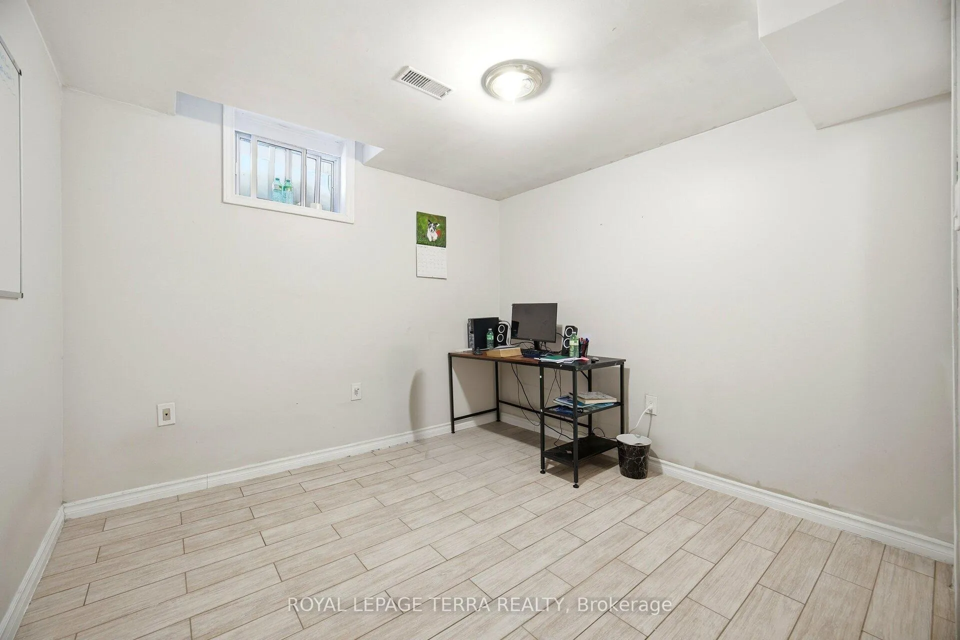 Photo 45 of 44 Carruthers Crescent, Barrie, Grove East — HOMEH