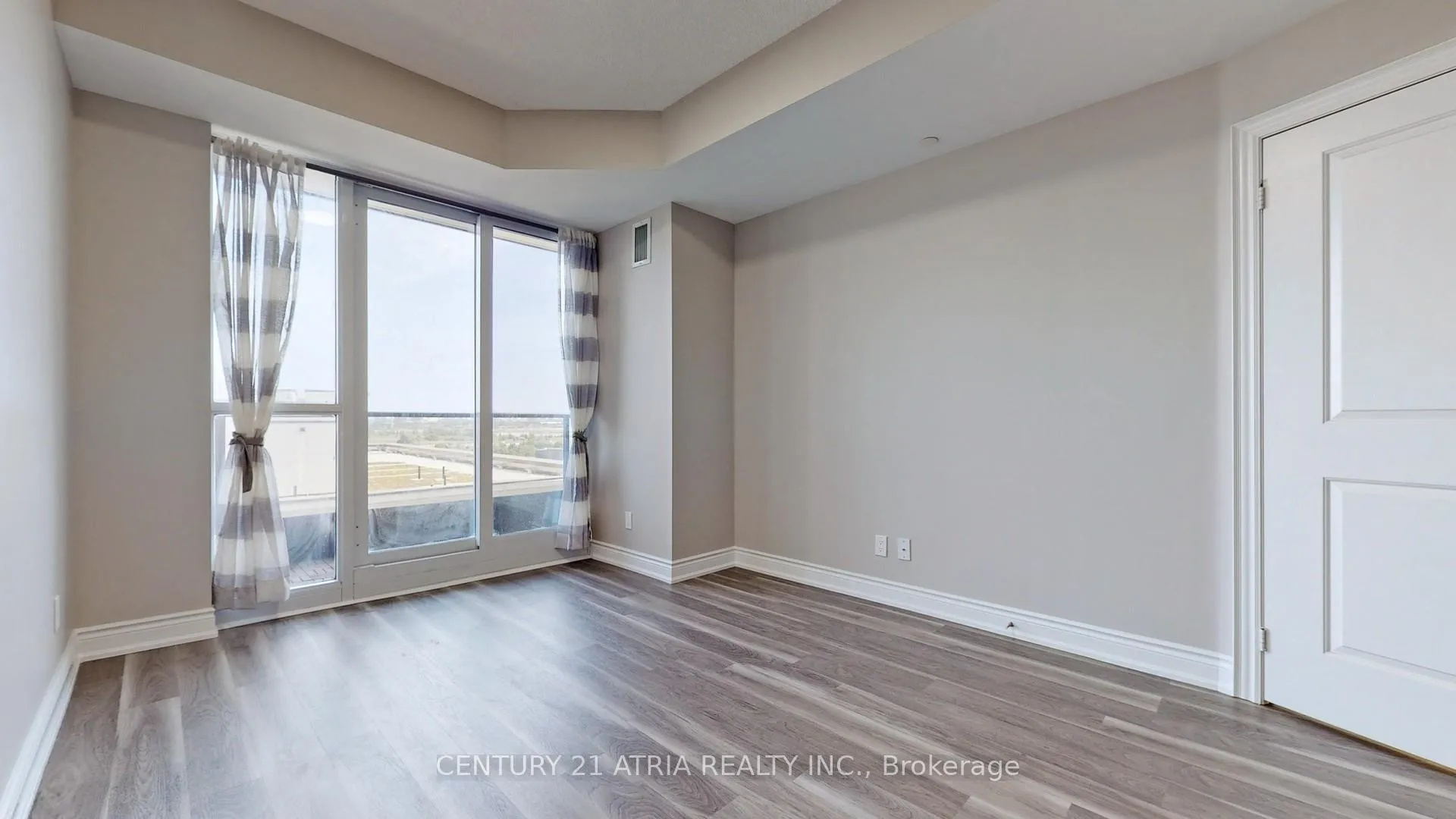 Photo 5 of Unit 1603, 89 South Town Centre Boulevard, Markham, Unionville — HOMEH