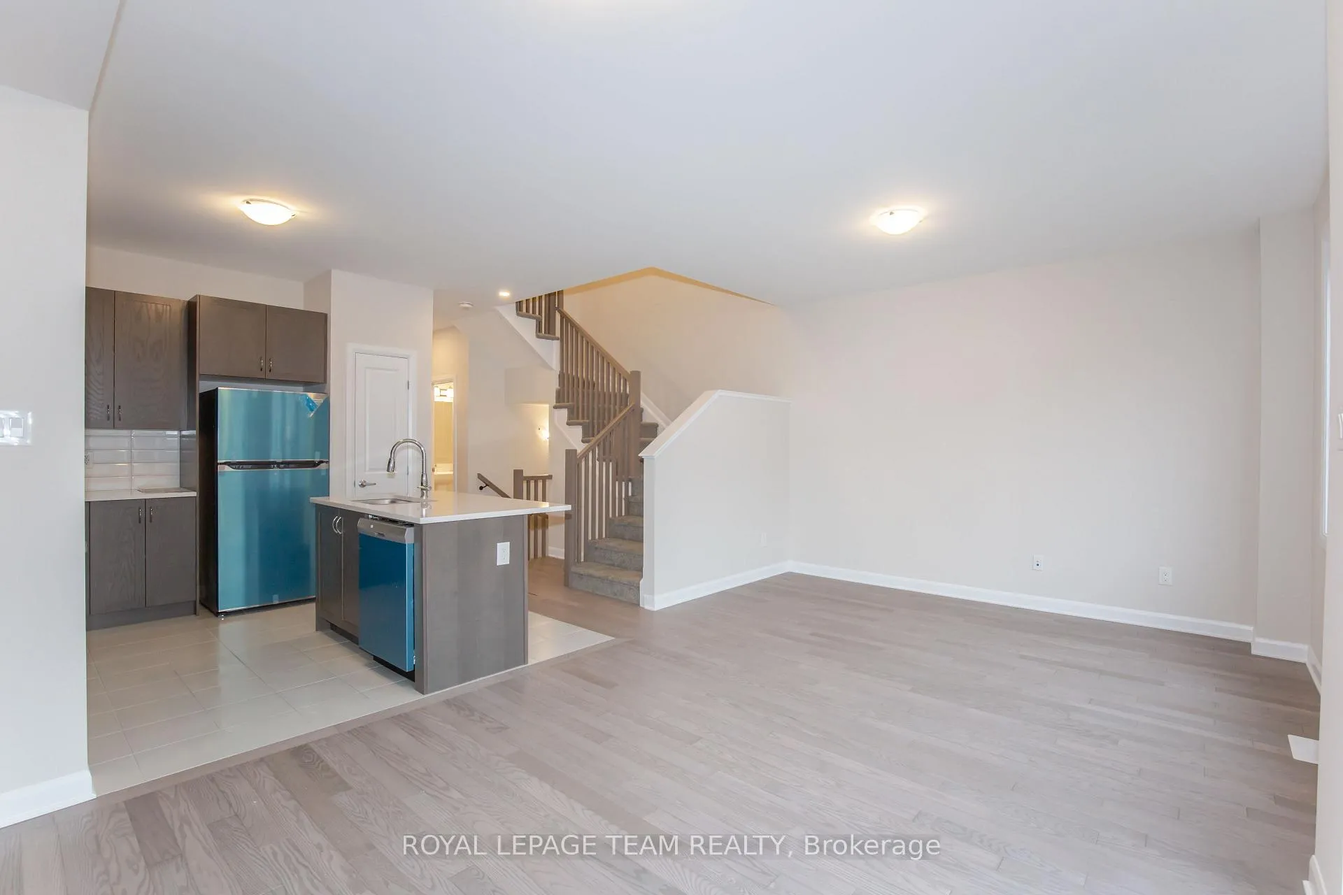 Photo 20 of 219 Invention Boulevard, Ottawa, Kanata - Morgan's Grant/South March — HOMEH