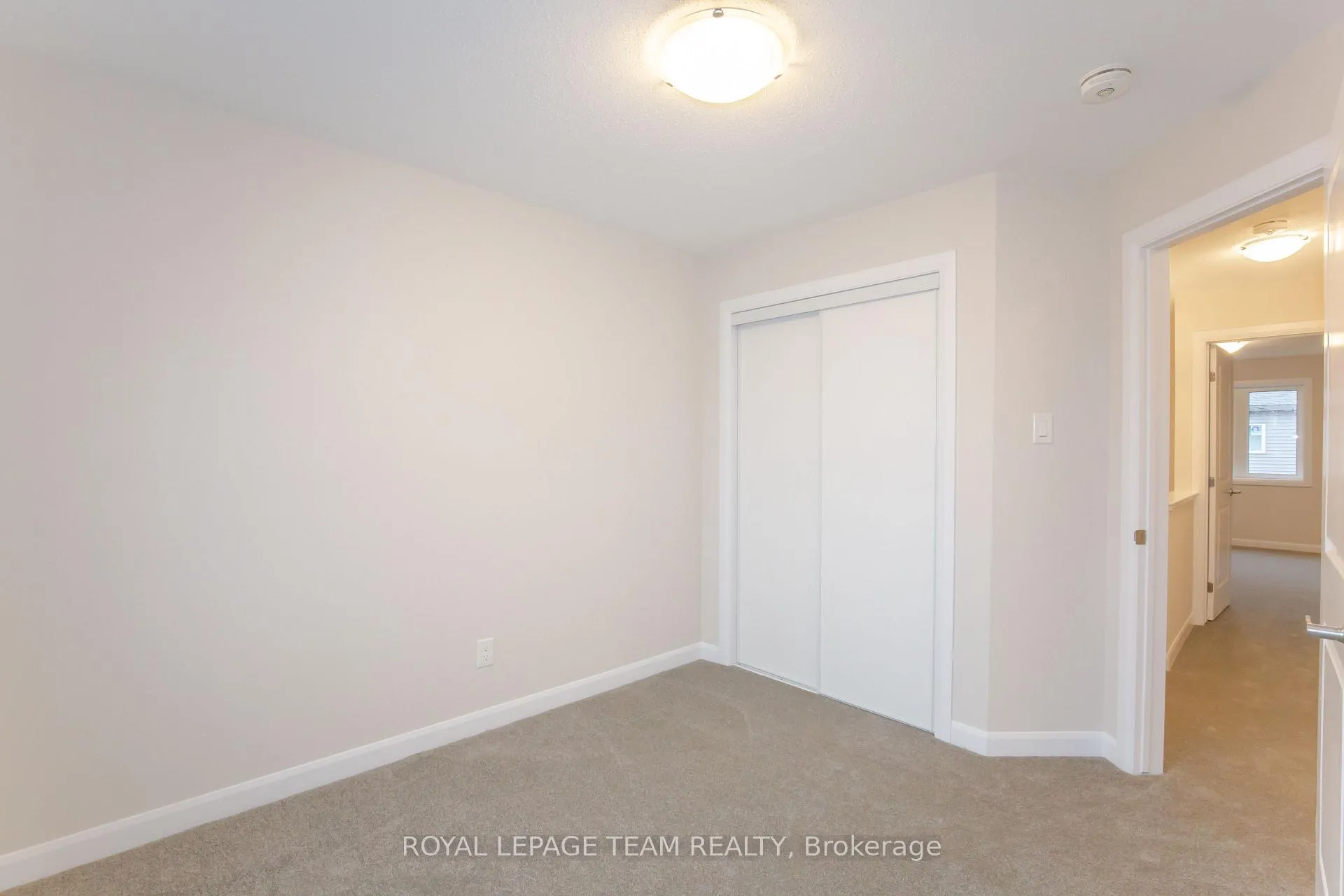 Photo 24 of 219 Invention Boulevard, Ottawa, Kanata - Morgan's Grant/South March — HOMEH
