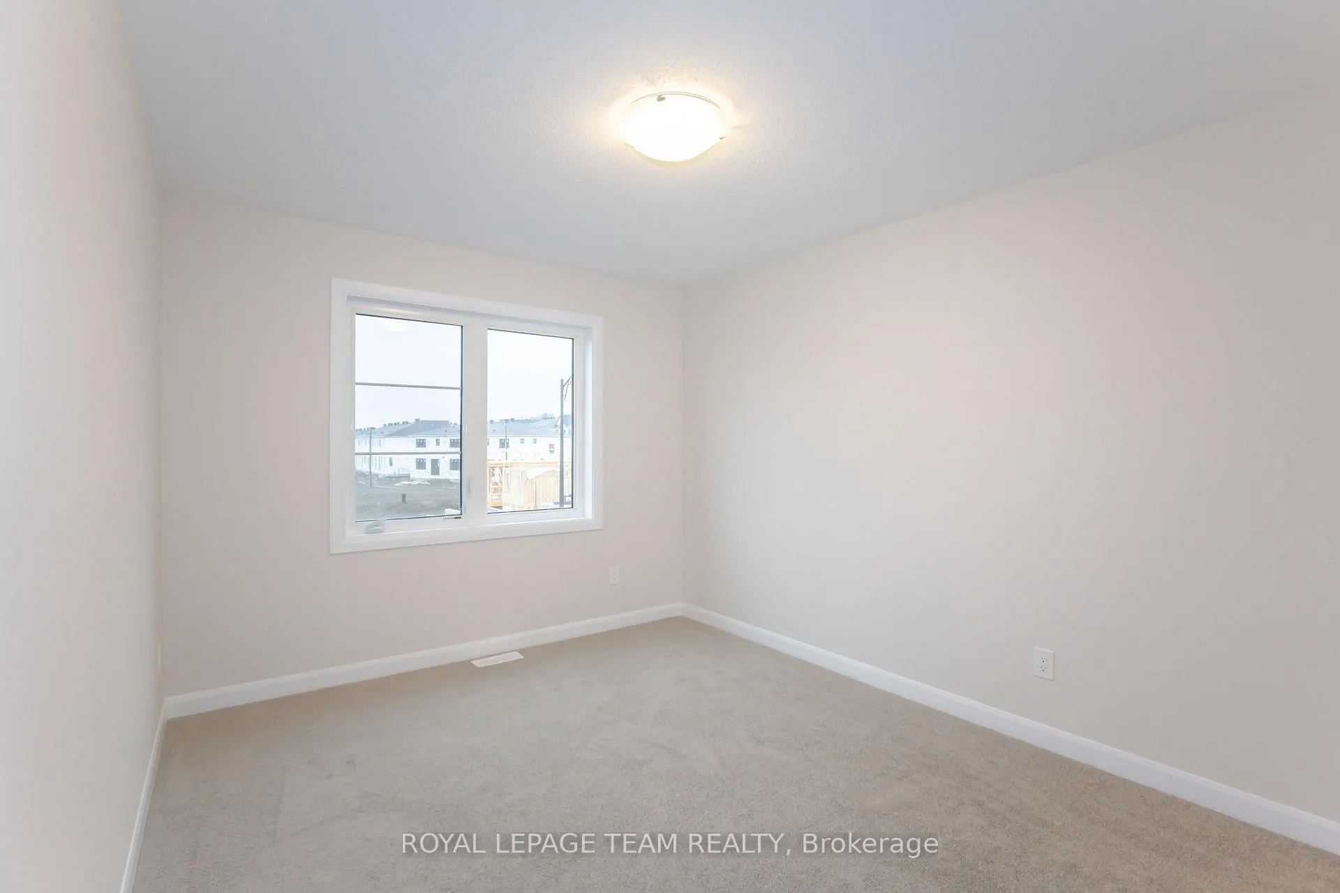 Photo 26 of 219 Invention Boulevard, Ottawa, Kanata - Morgan's Grant/South March — HOMEH